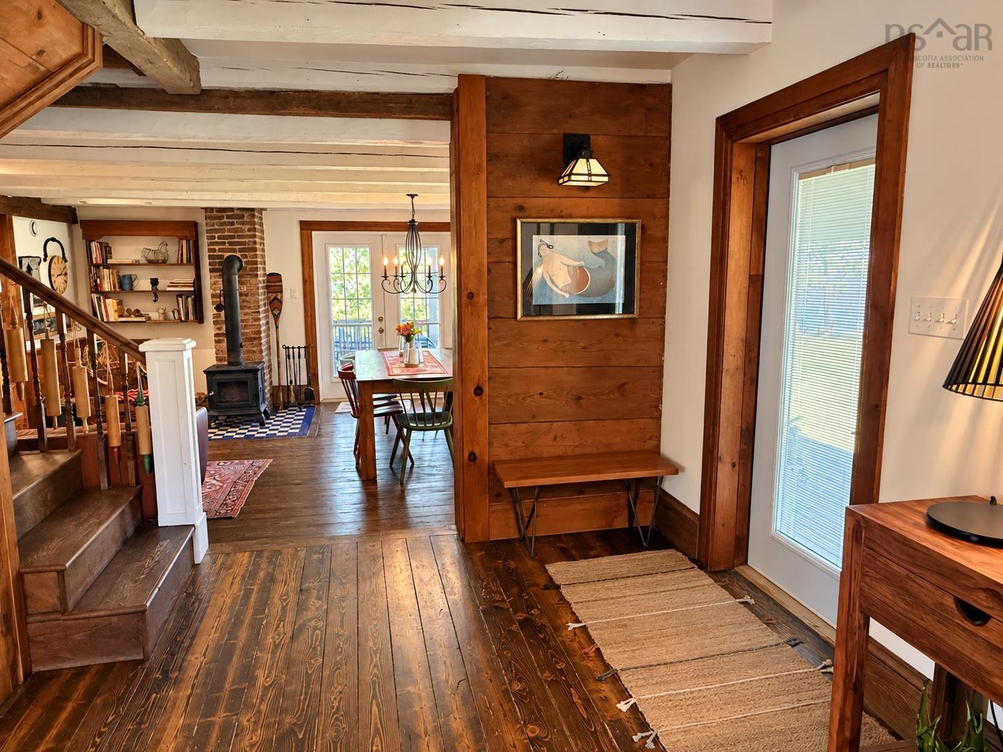 $718,000.00: 13767 Highway 6, Wallace