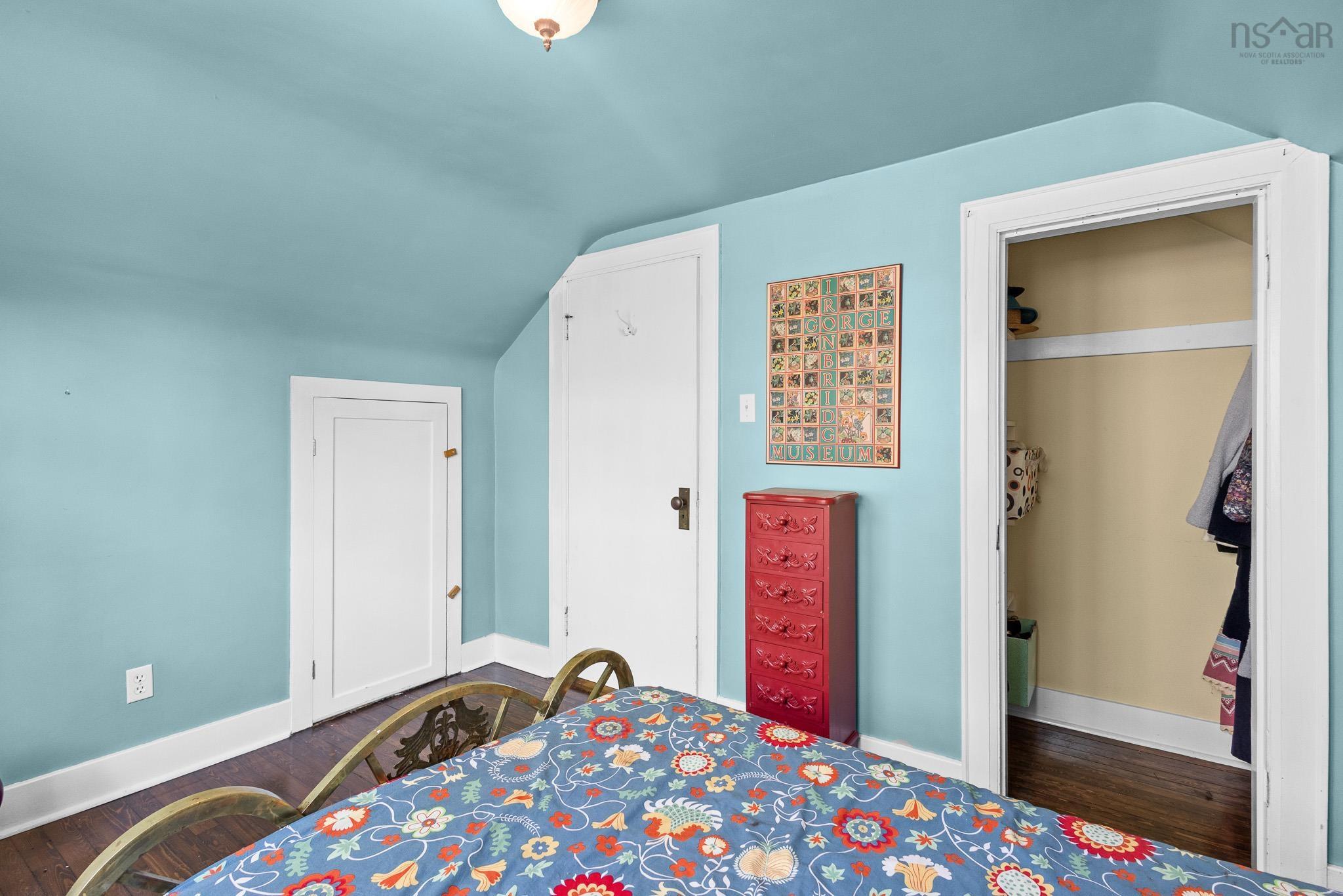 $500,000.00: 11 Dunolly Street, Dartmouth
