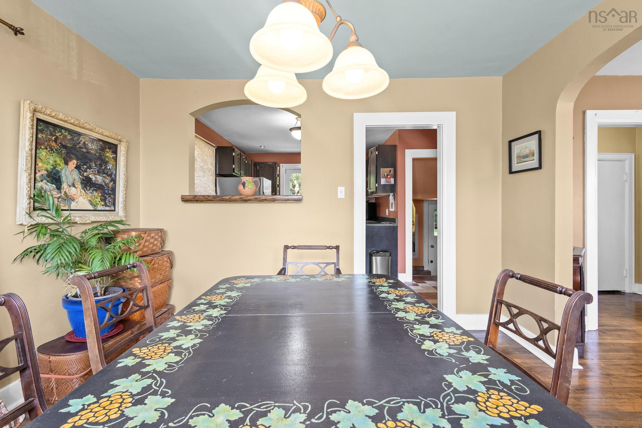 $500,000.00: 11 Dunolly Street, Dartmouth