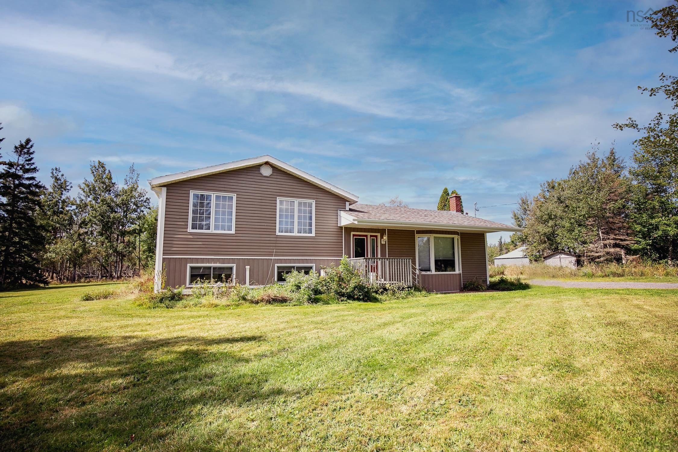 $574,900.00: 1127 Ferry Road, Fox Harbour