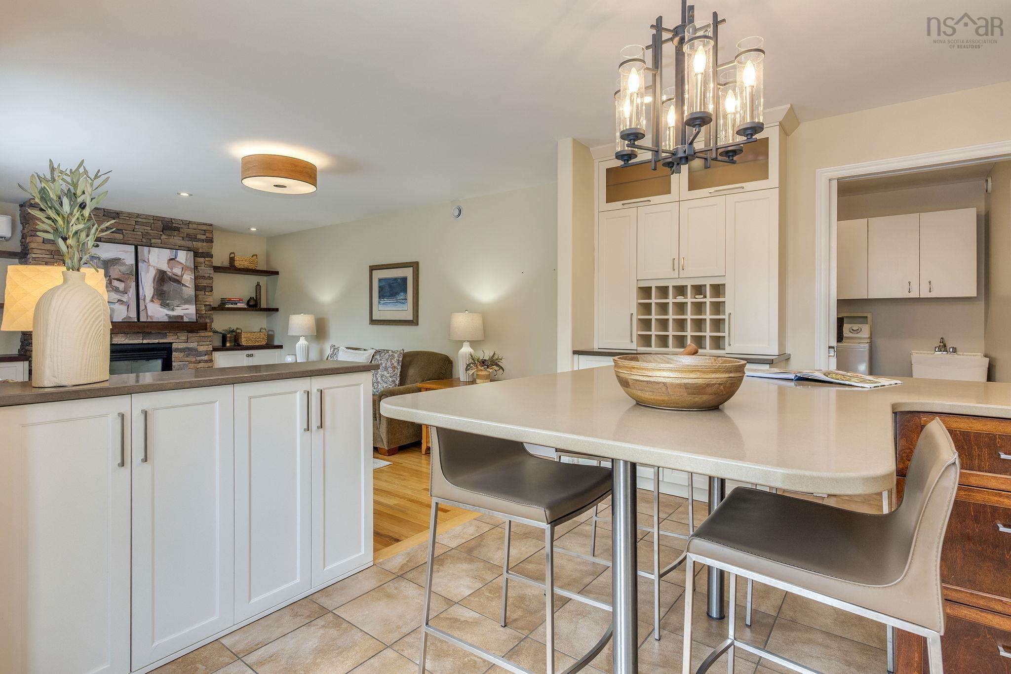 $1,250,000.00: 58 Lakefront Drive, Hammonds Plains