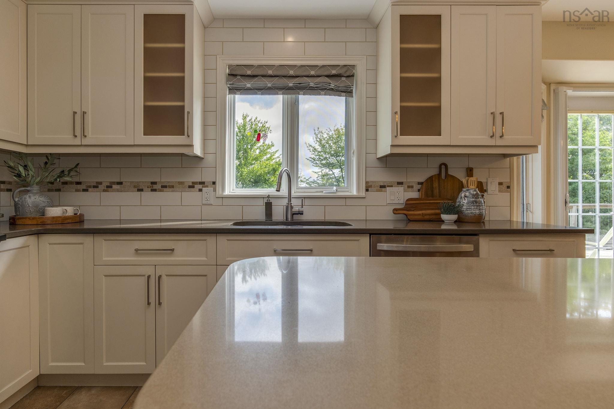 $1,250,000.00: 58 Lakefront Drive, Hammonds Plains
