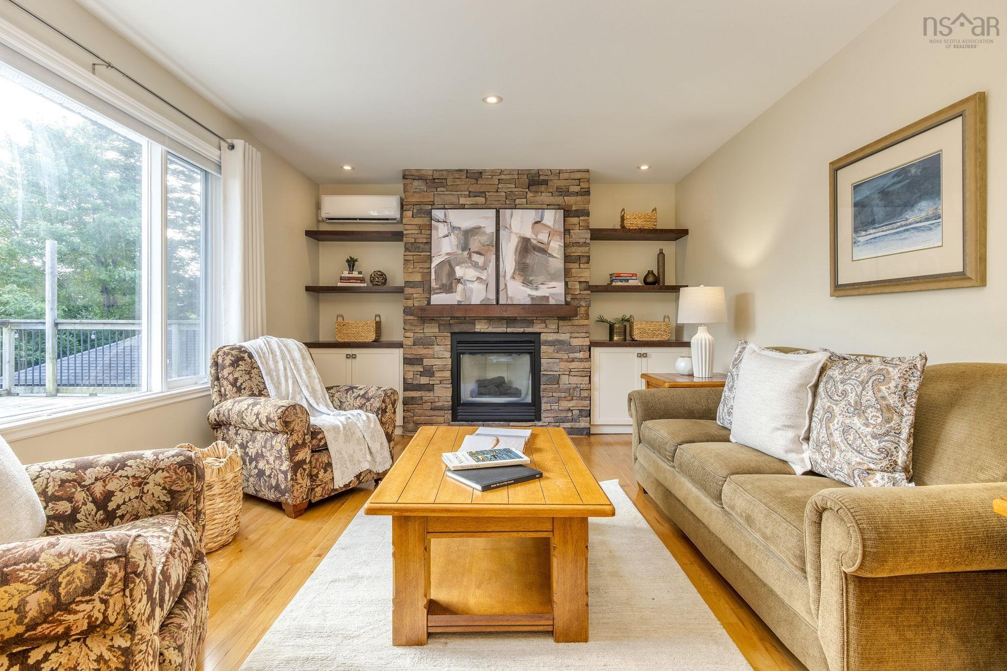 $1,250,000.00: 58 Lakefront Drive, Hammonds Plains