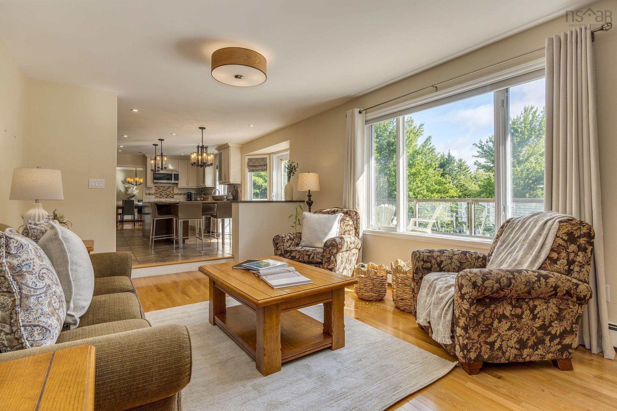 $1,250,000.00: 58 Lakefront Drive, Hammonds Plains