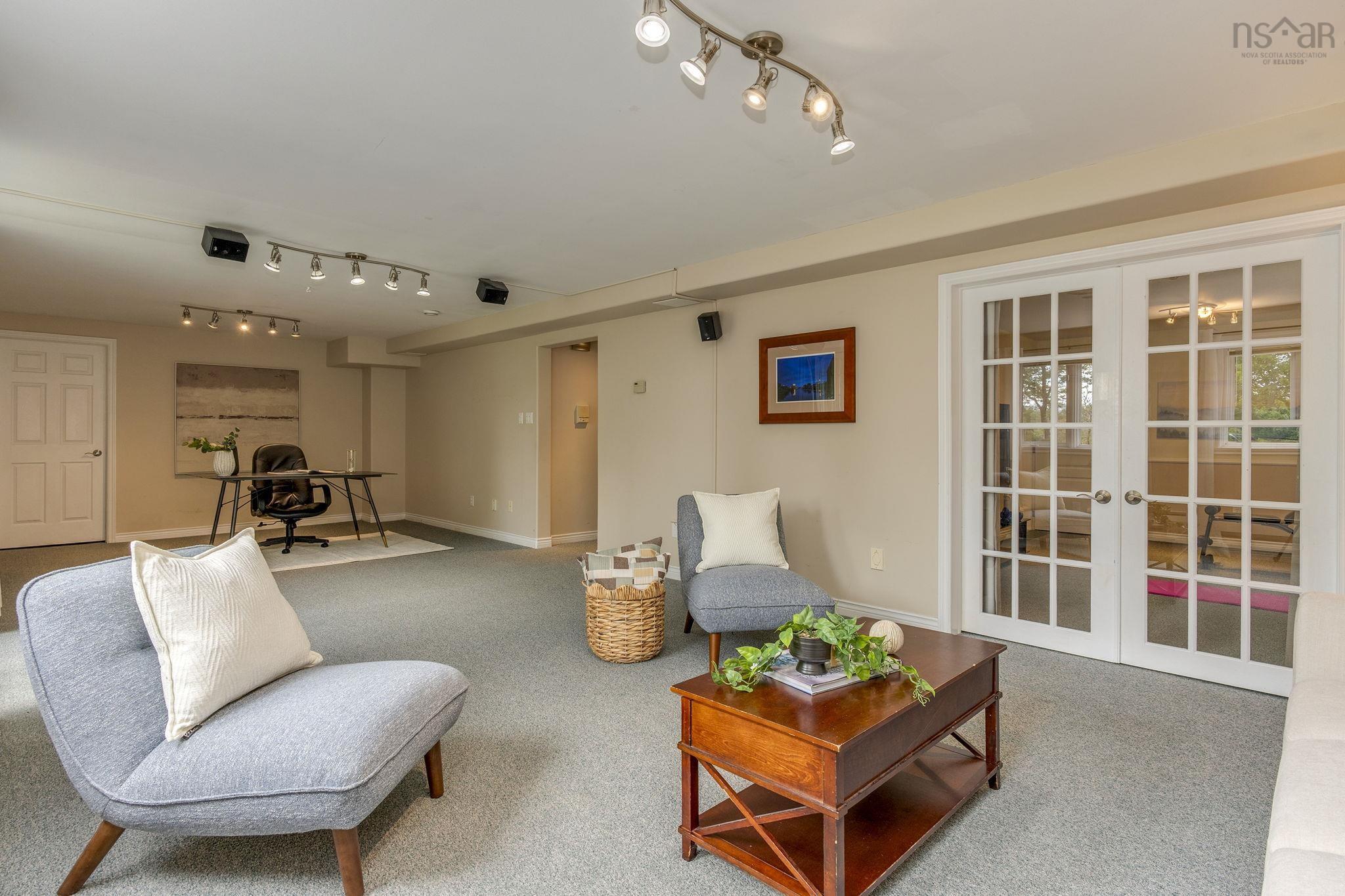 $1,250,000.00: 58 Lakefront Drive, Hammonds Plains