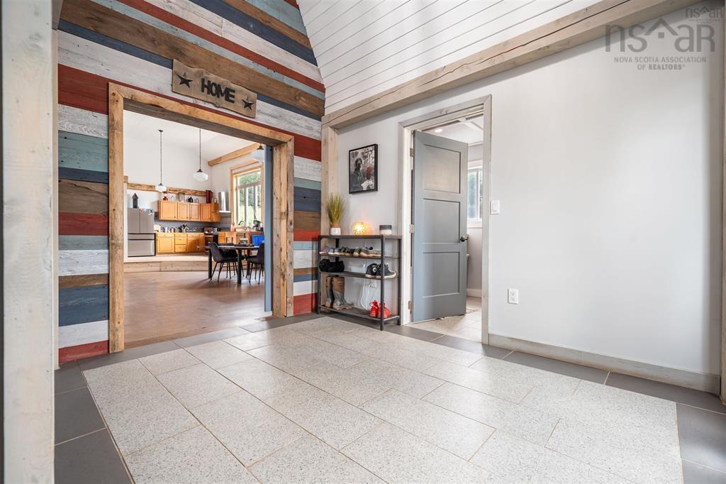 $274,900.00: 10563 Highway 2, Springhill