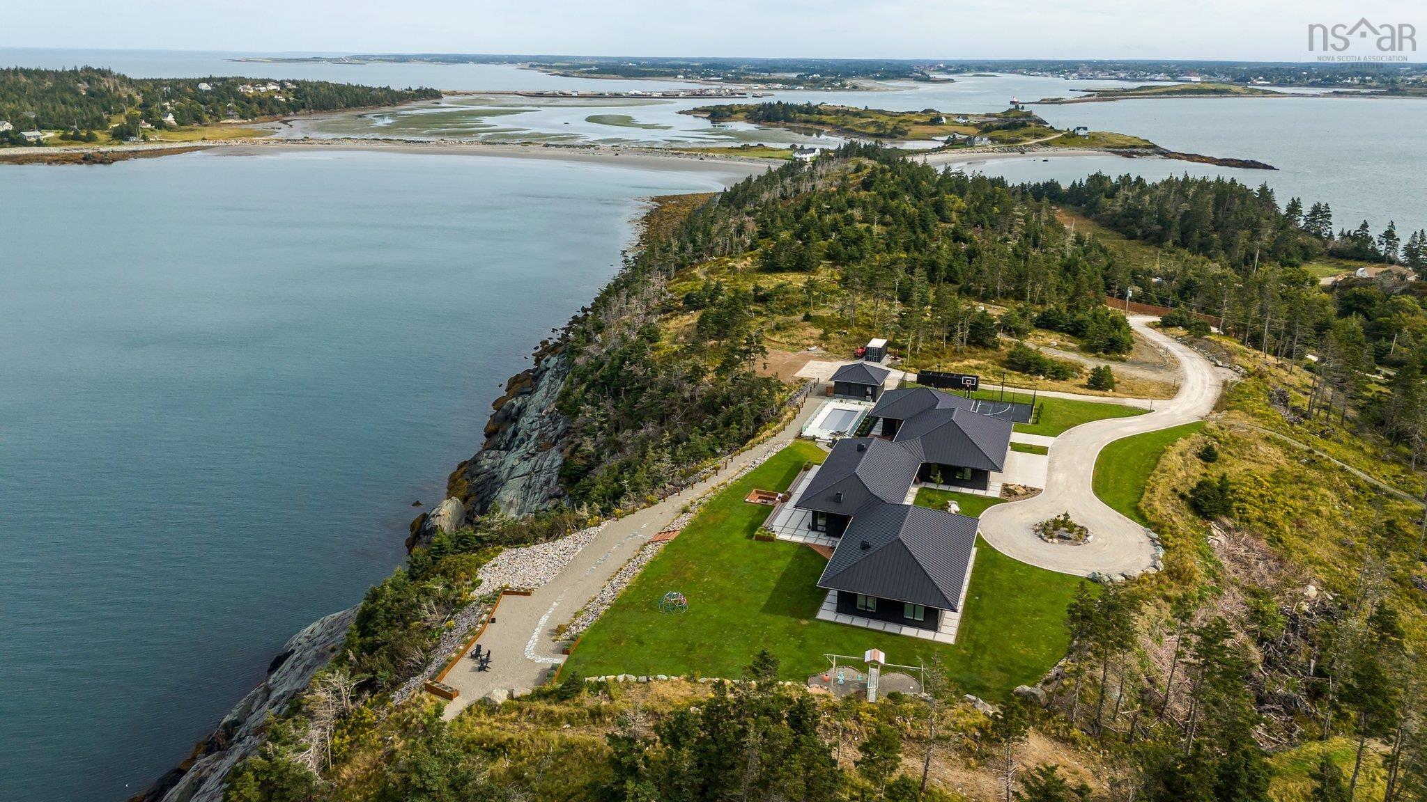 $3,950,000.00: 1766 Highway 304, Cape Forchu