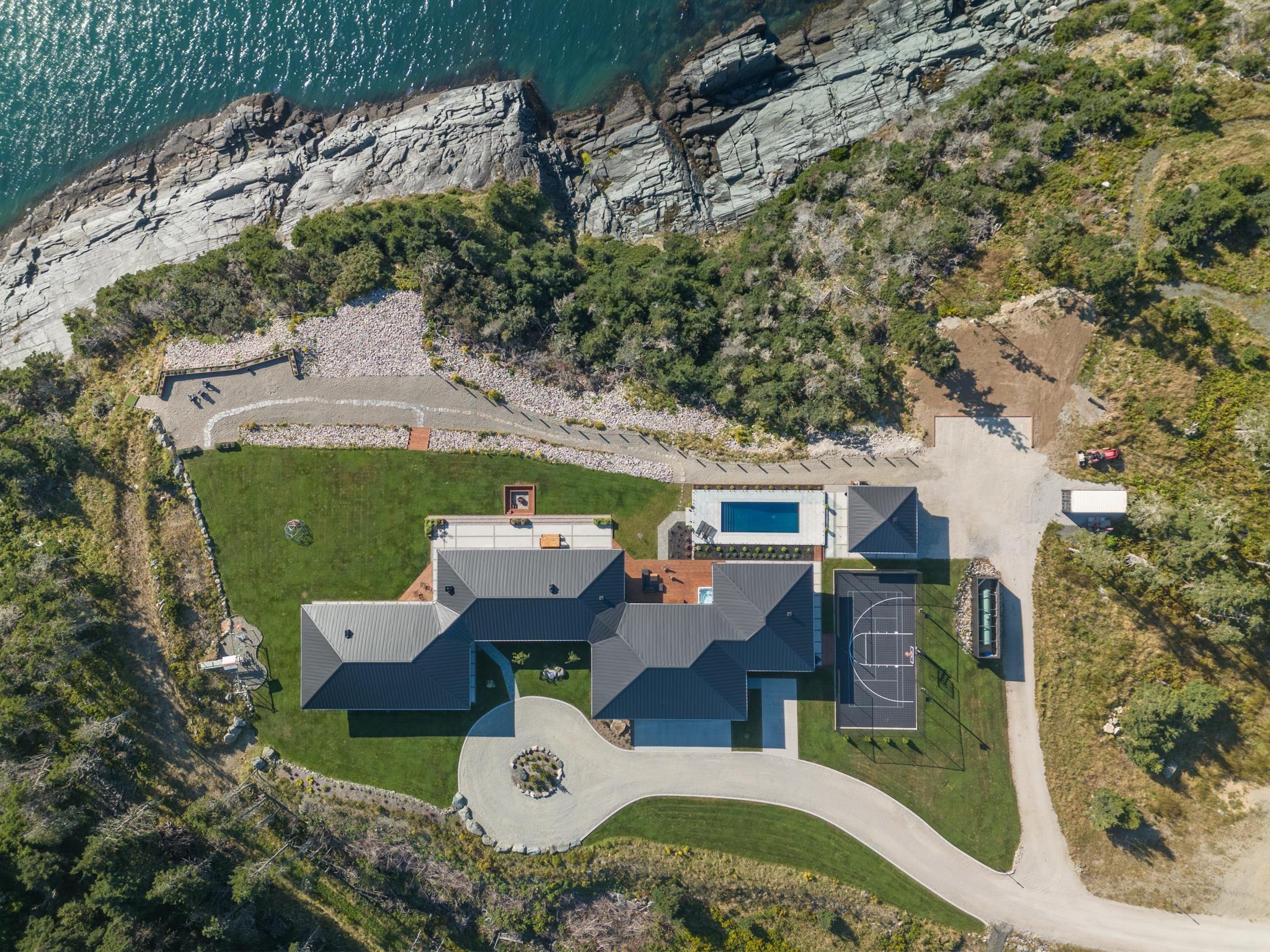 $3,950,000.00: 1766 Highway 304, Cape Forchu