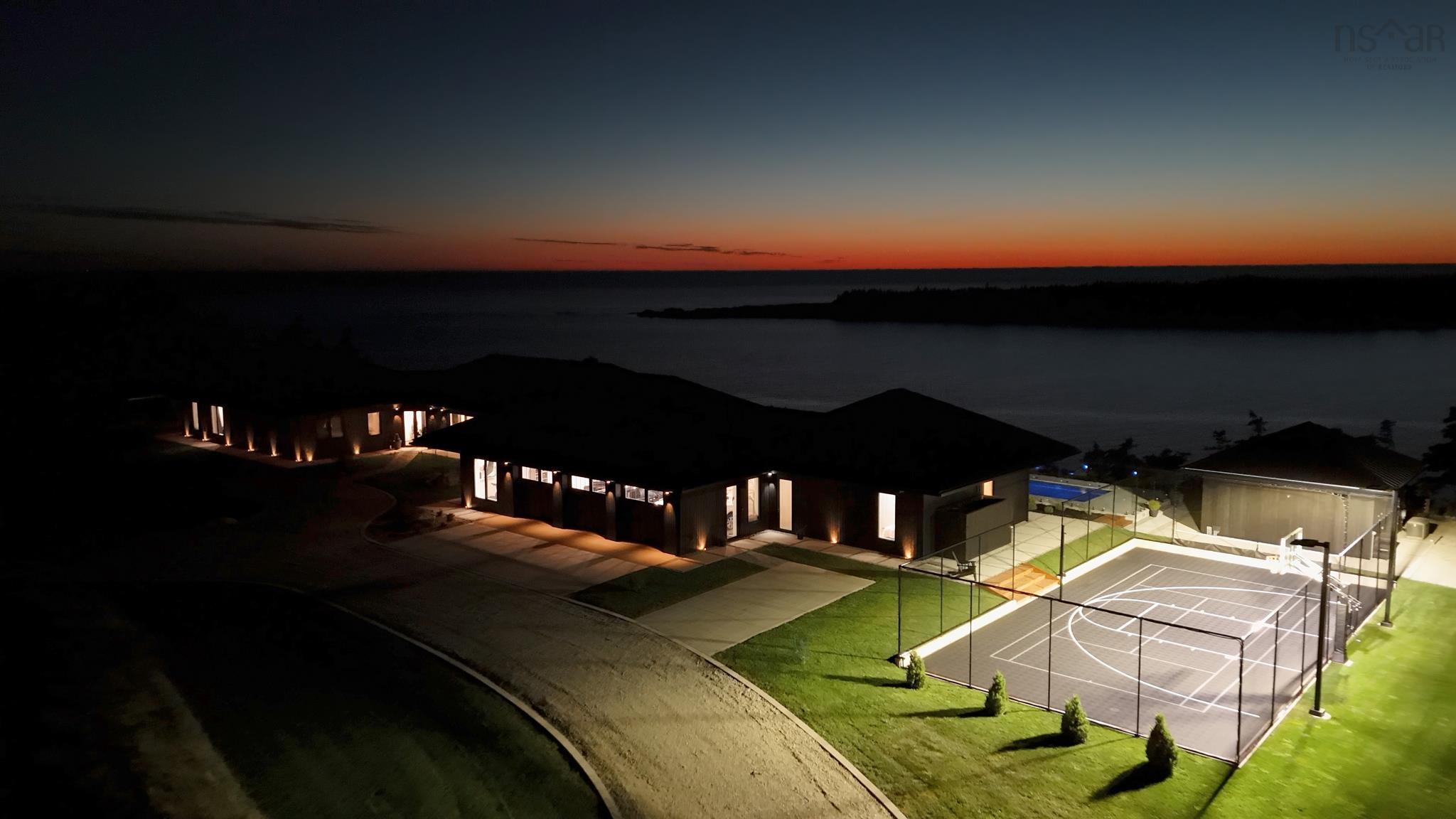 $3,950,000.00: 1766 Highway 304, Cape Forchu