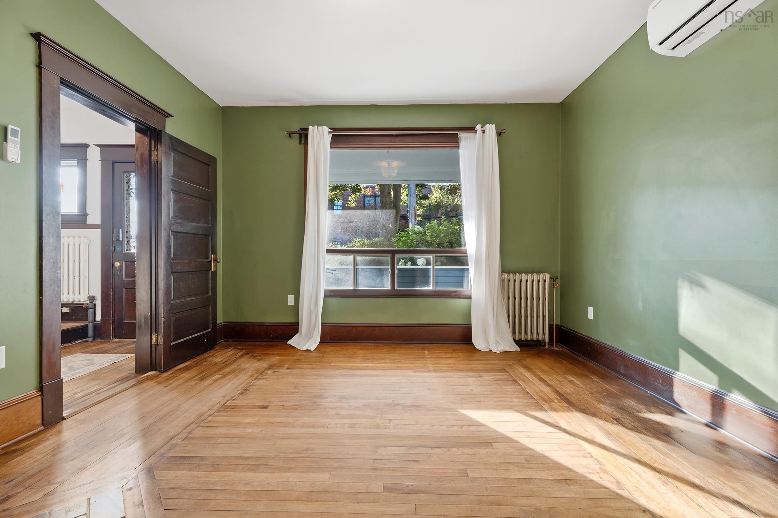 $735,000.00: 6377 North Street, Halifax