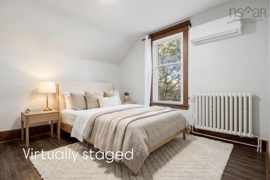 $735,000.00: 6377 North Street, Halifax
