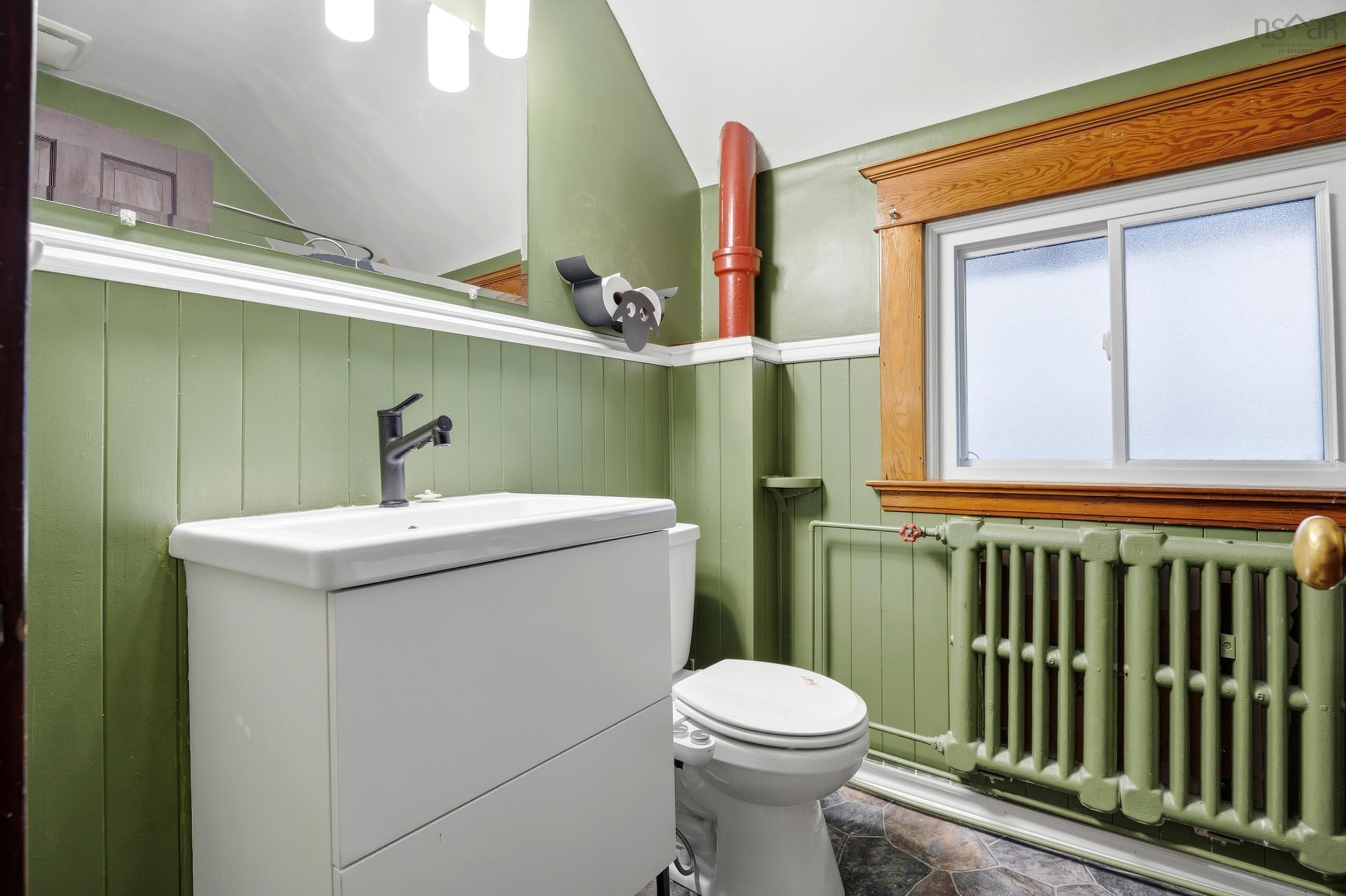 $735,000.00: 6377 North Street, Halifax