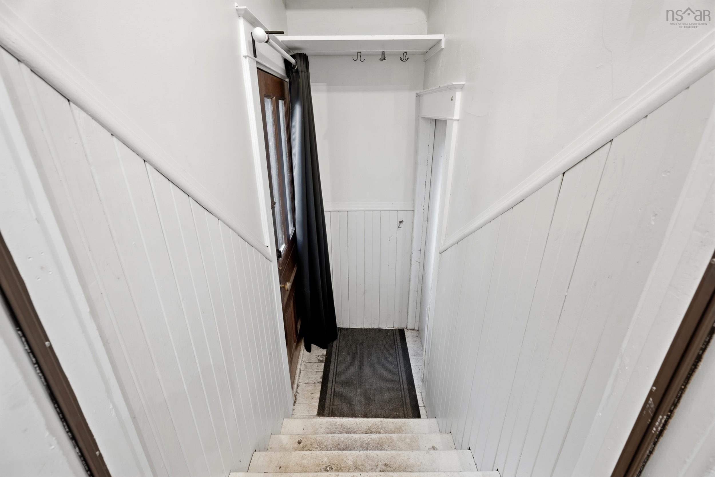 $735,000.00: 6377 North Street, Halifax