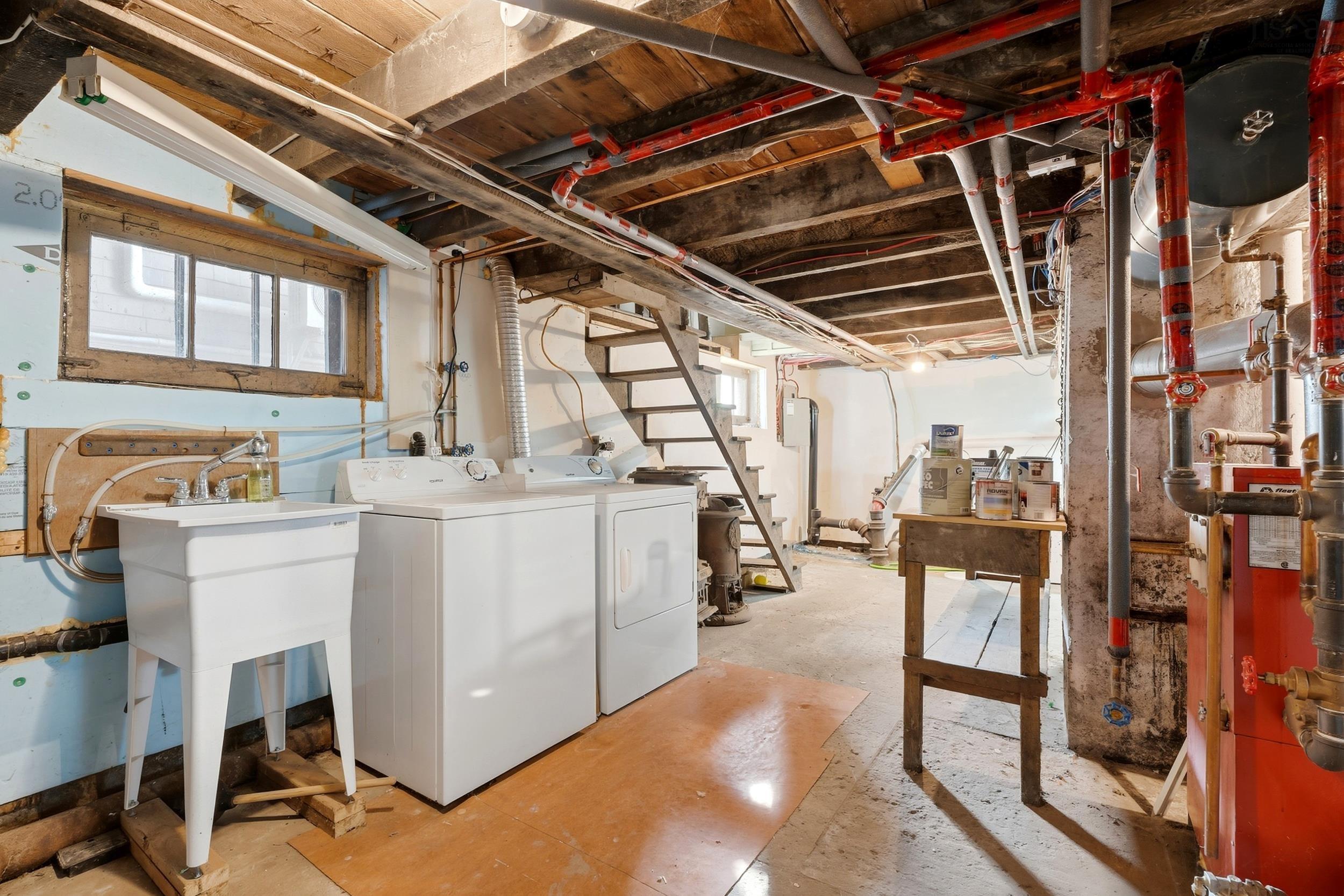 $735,000.00: 6377 North Street, Halifax