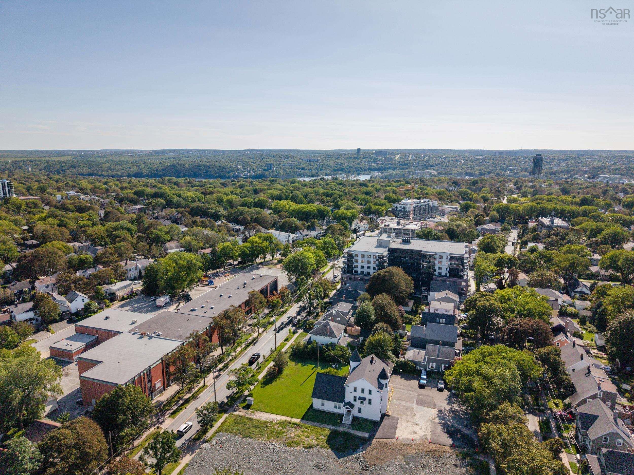 $735,000.00: 6377 North Street, Halifax