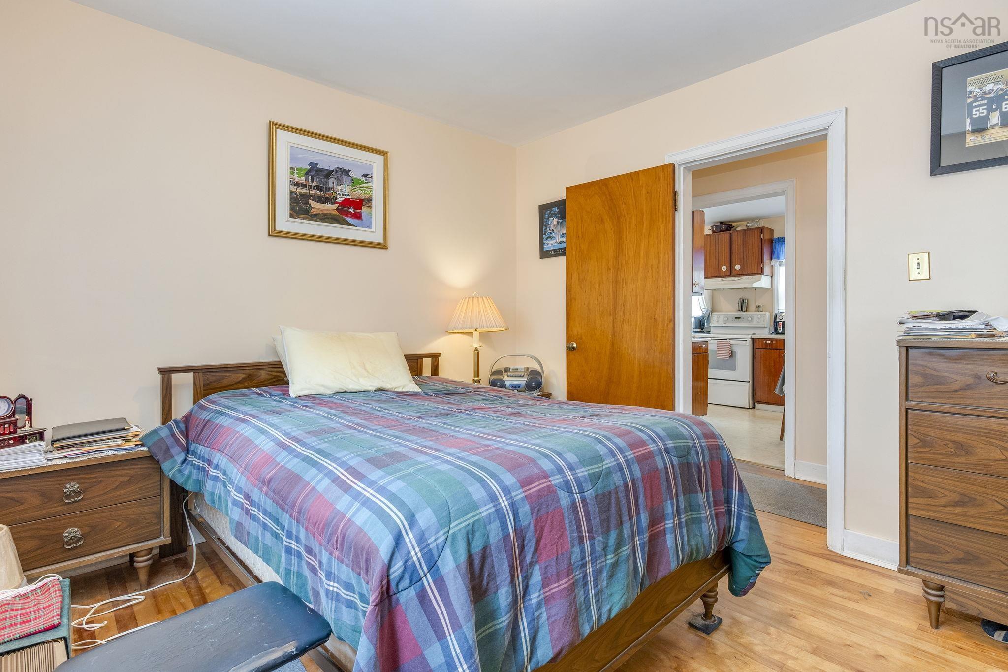 $325,000.00: 31 Auburn Avenue, Halifax