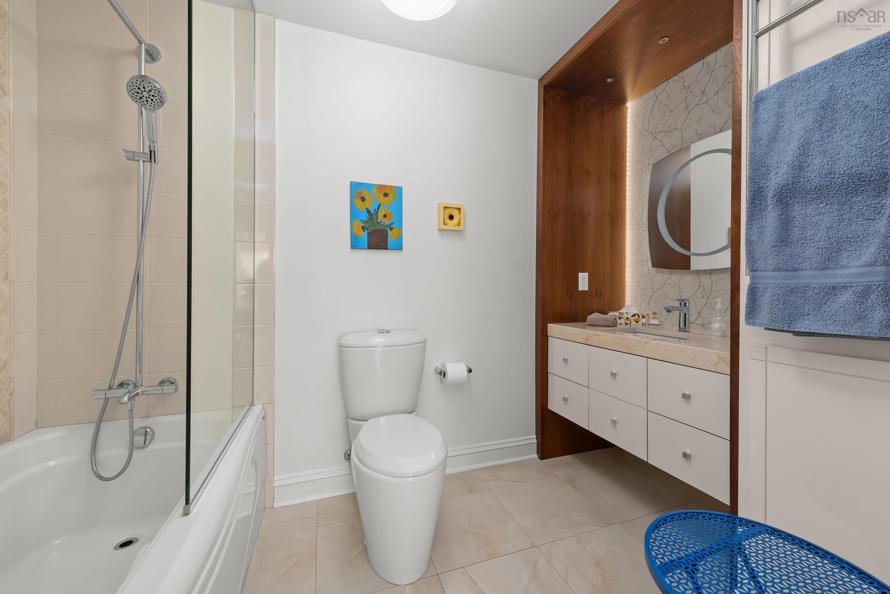 $849,900.00: 1207 1445 South Park Street, Halifax