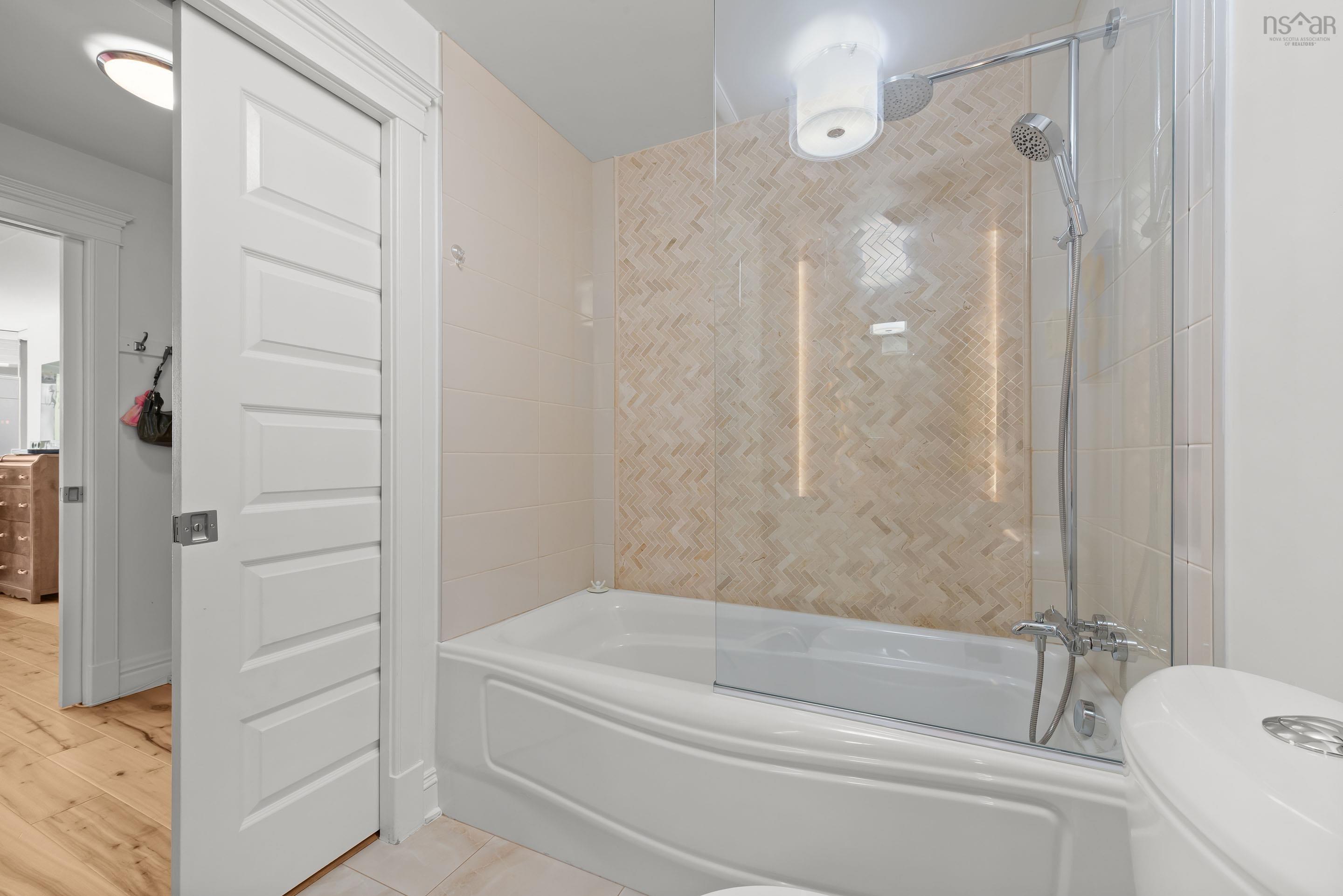 $849,900.00: 1207 1445 South Park Street, Halifax