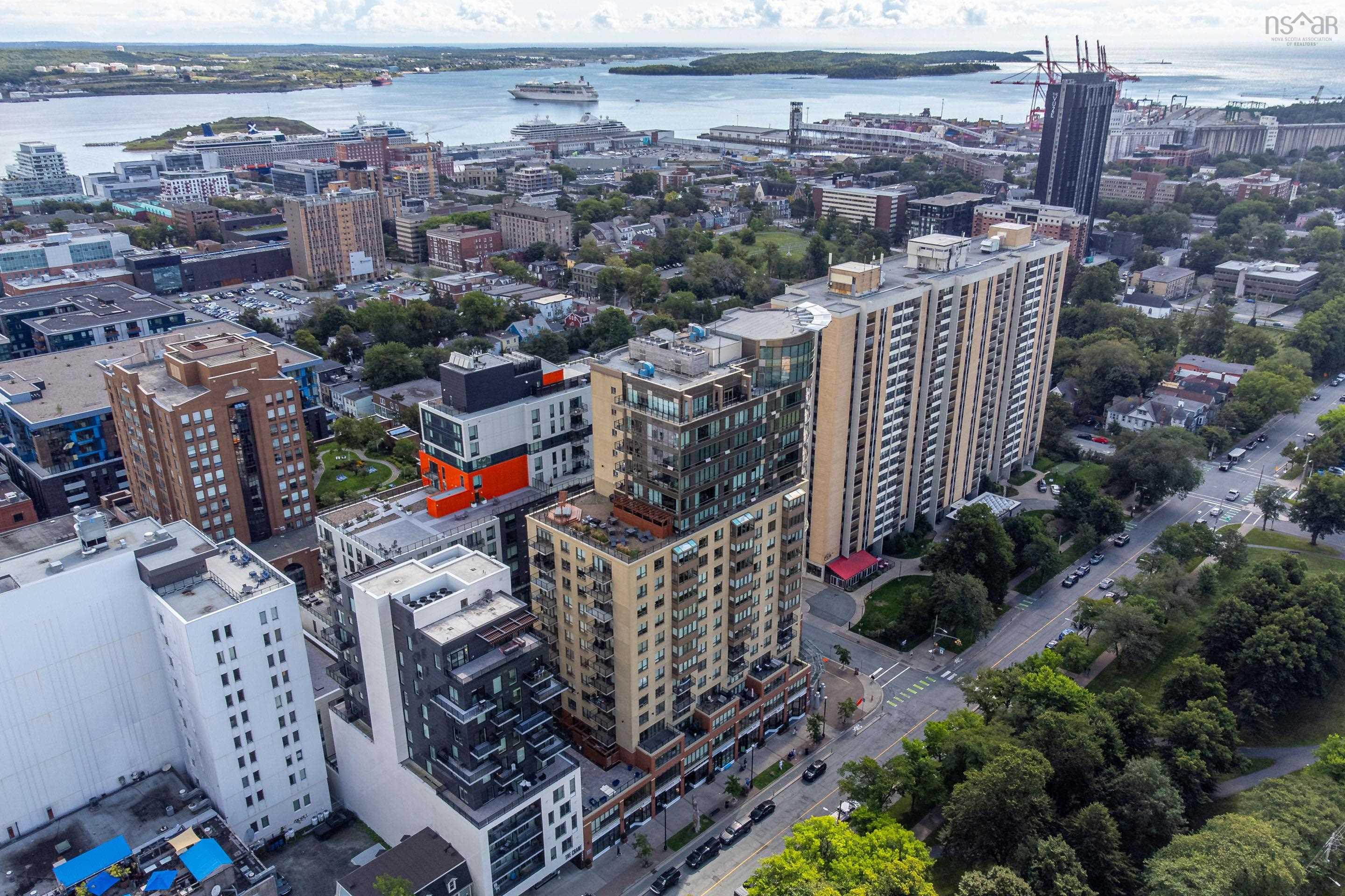 $849,900.00: 1207 1445 South Park Street, Halifax