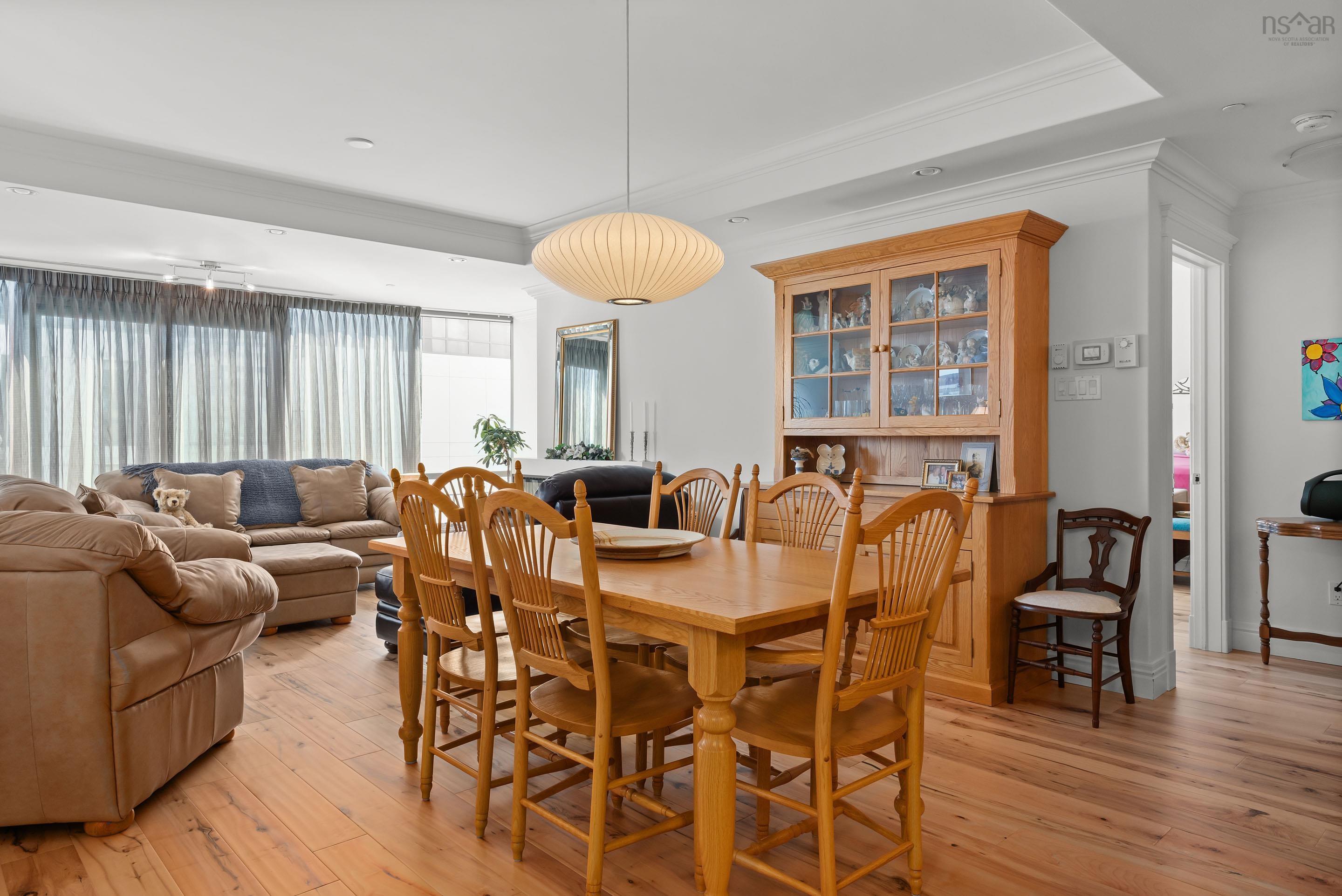 $849,900.00: 1207 1445 South Park Street, Halifax