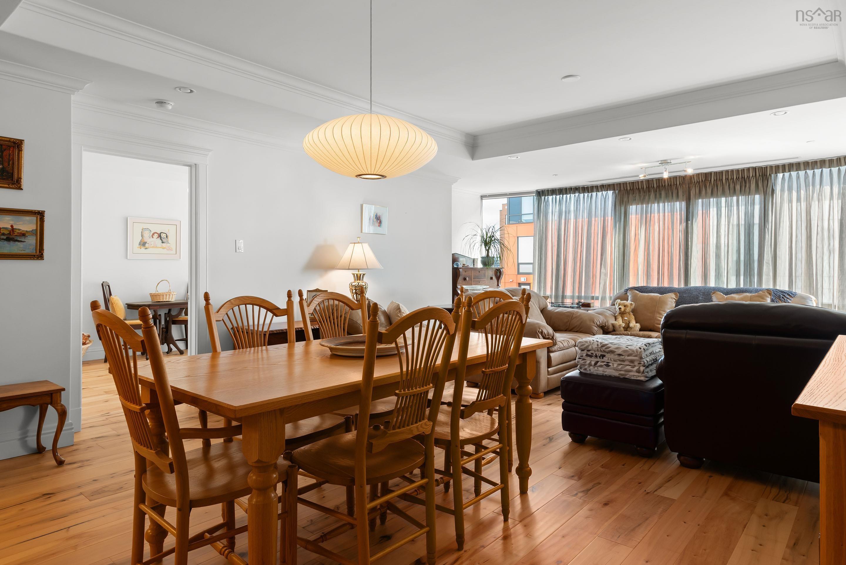 $849,900.00: 1207 1445 South Park Street, Halifax