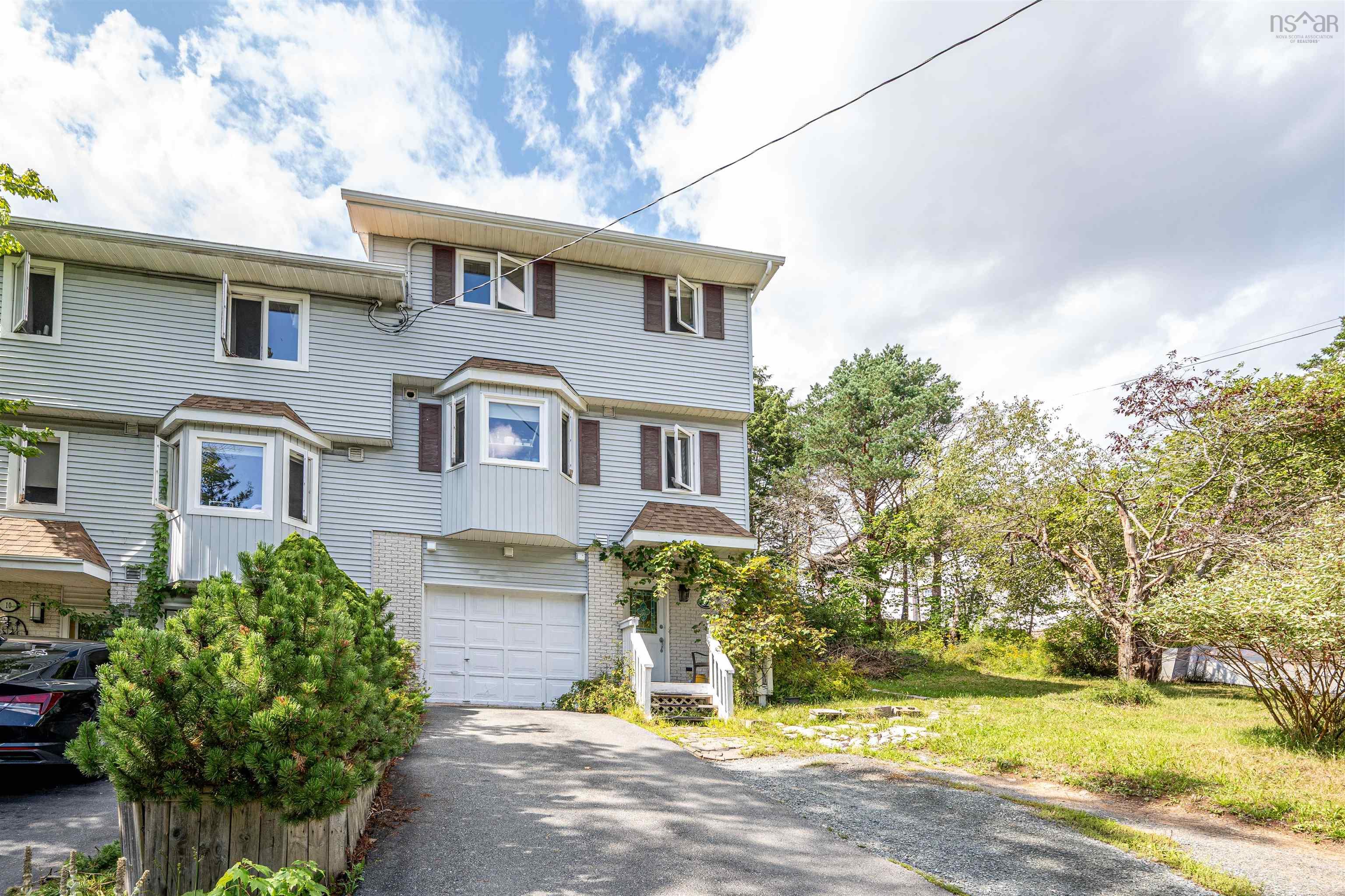 $489,900.00: 12 Basinview Drive, Bedford