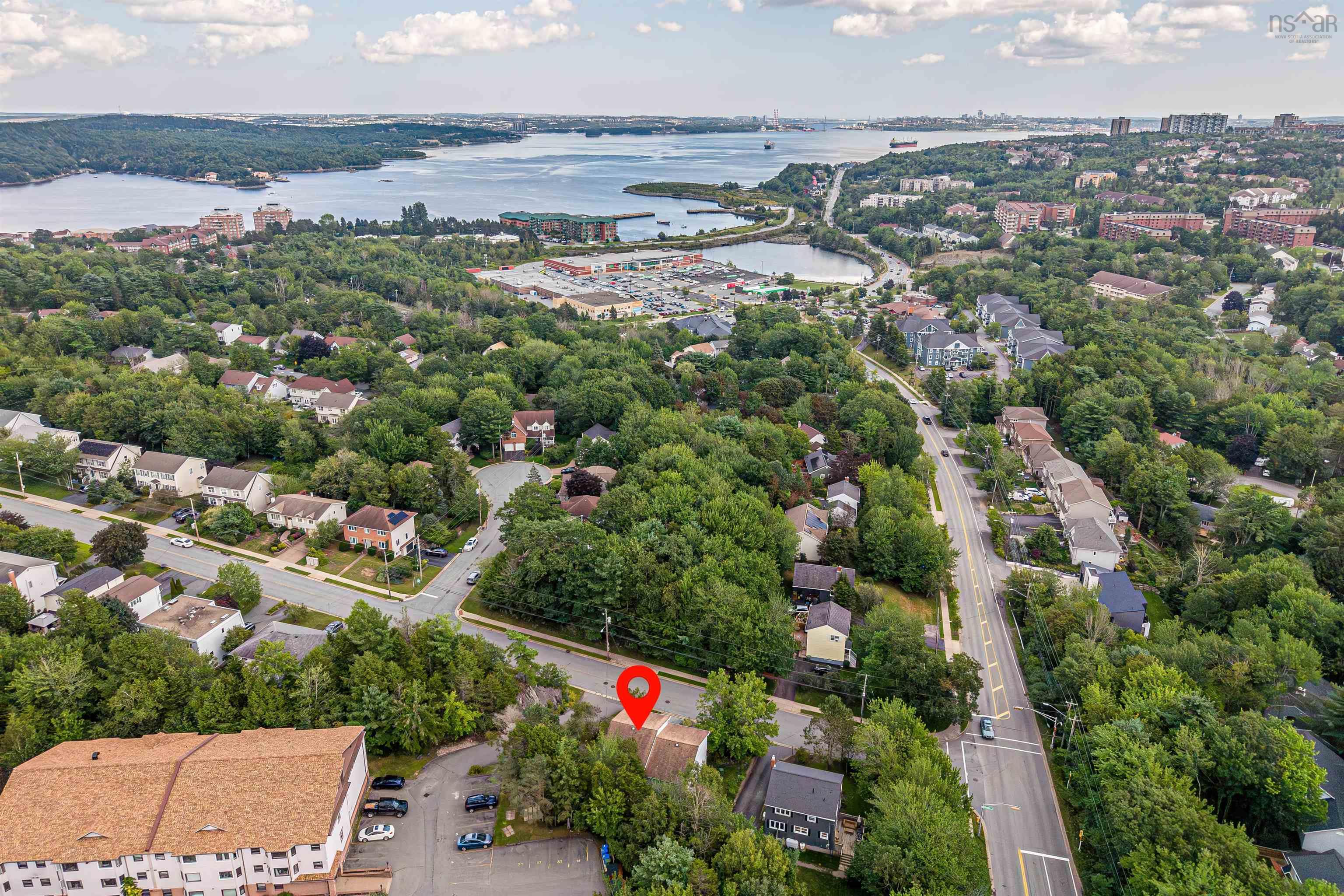 $489,900.00: 12 Basinview Drive, Bedford