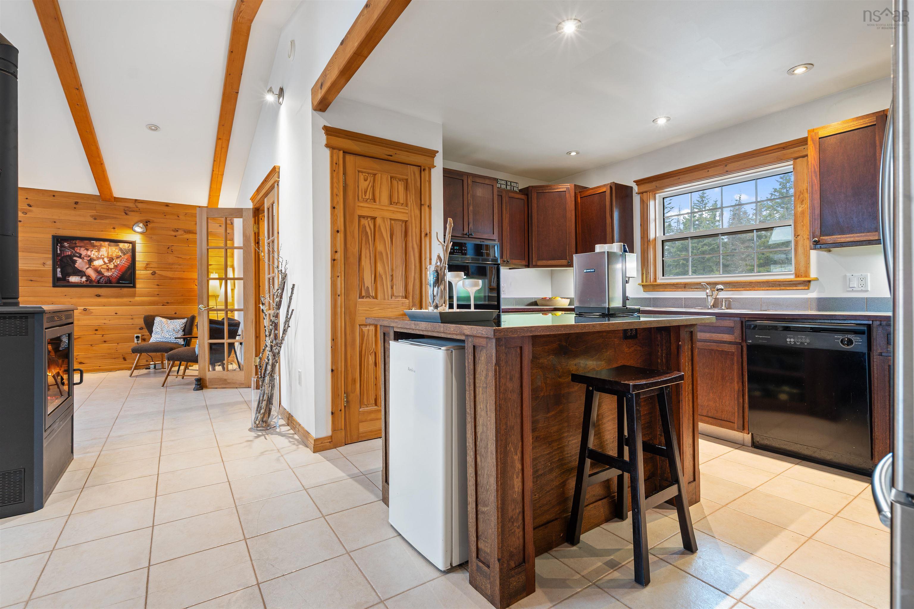 $695,000.00: 923 Soldiers Cove Road, Lewis Cove Road