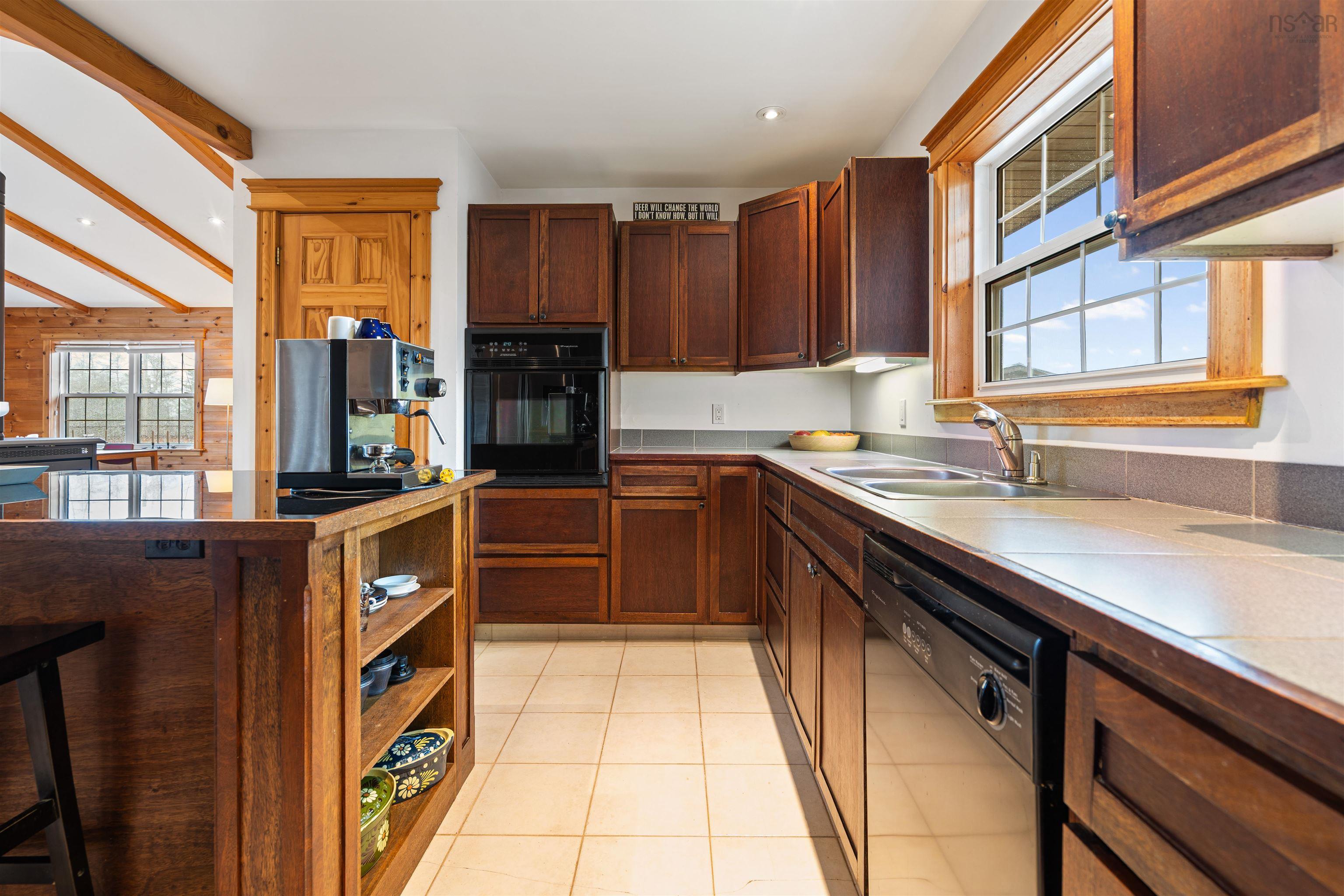 $695,000.00: 923 Soldiers Cove Road, Lewis Cove Road