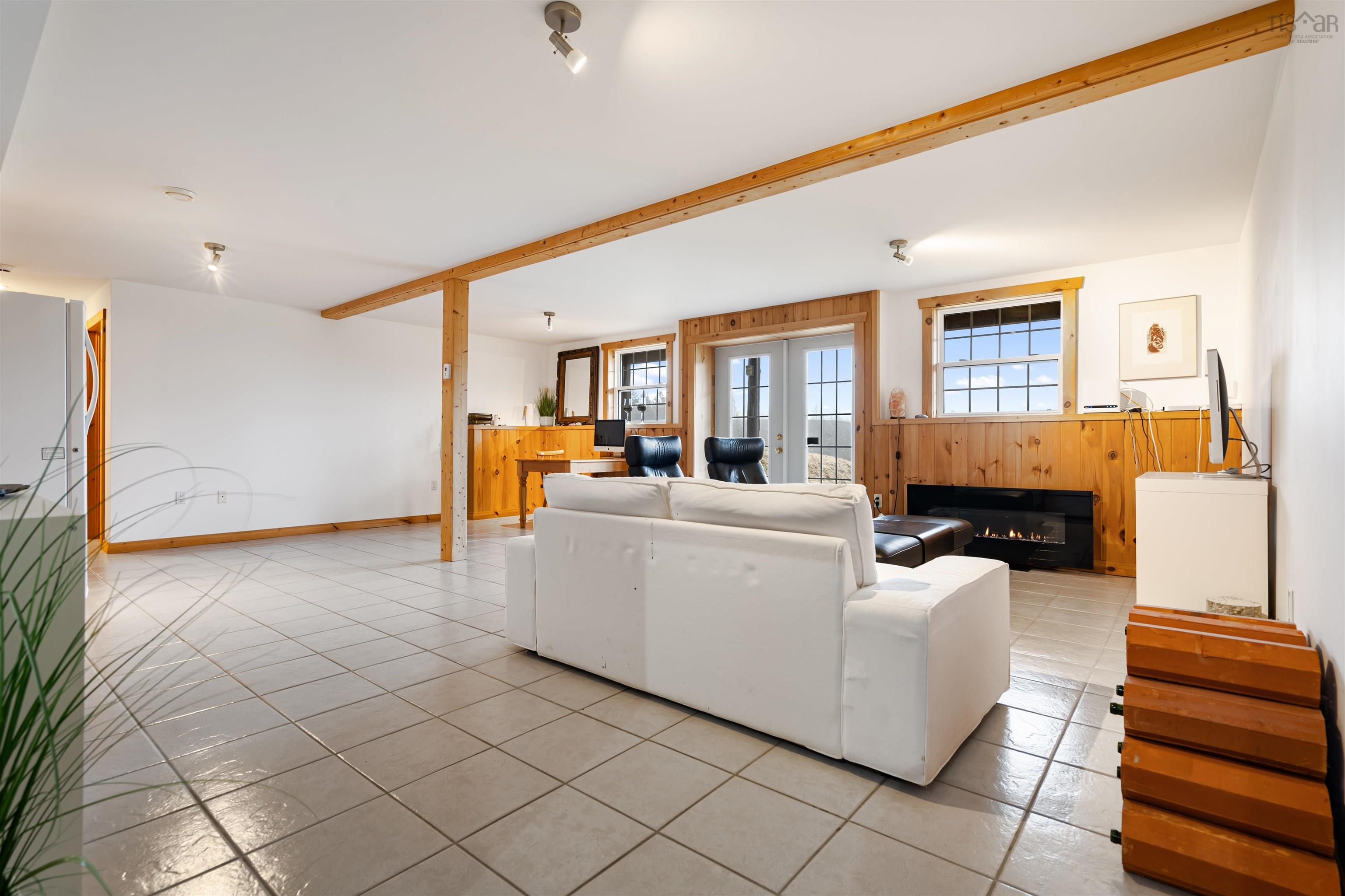 $695,000.00: 923 Soldiers Cove Road, Lewis Cove Road