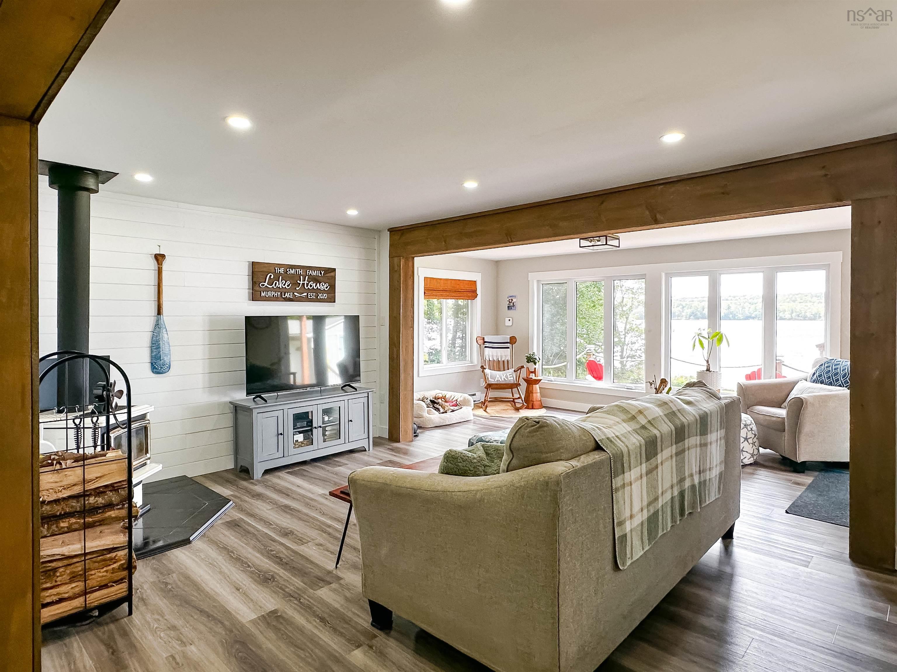 $675,000.00: 131 Meadow Lane, Murphy Lake