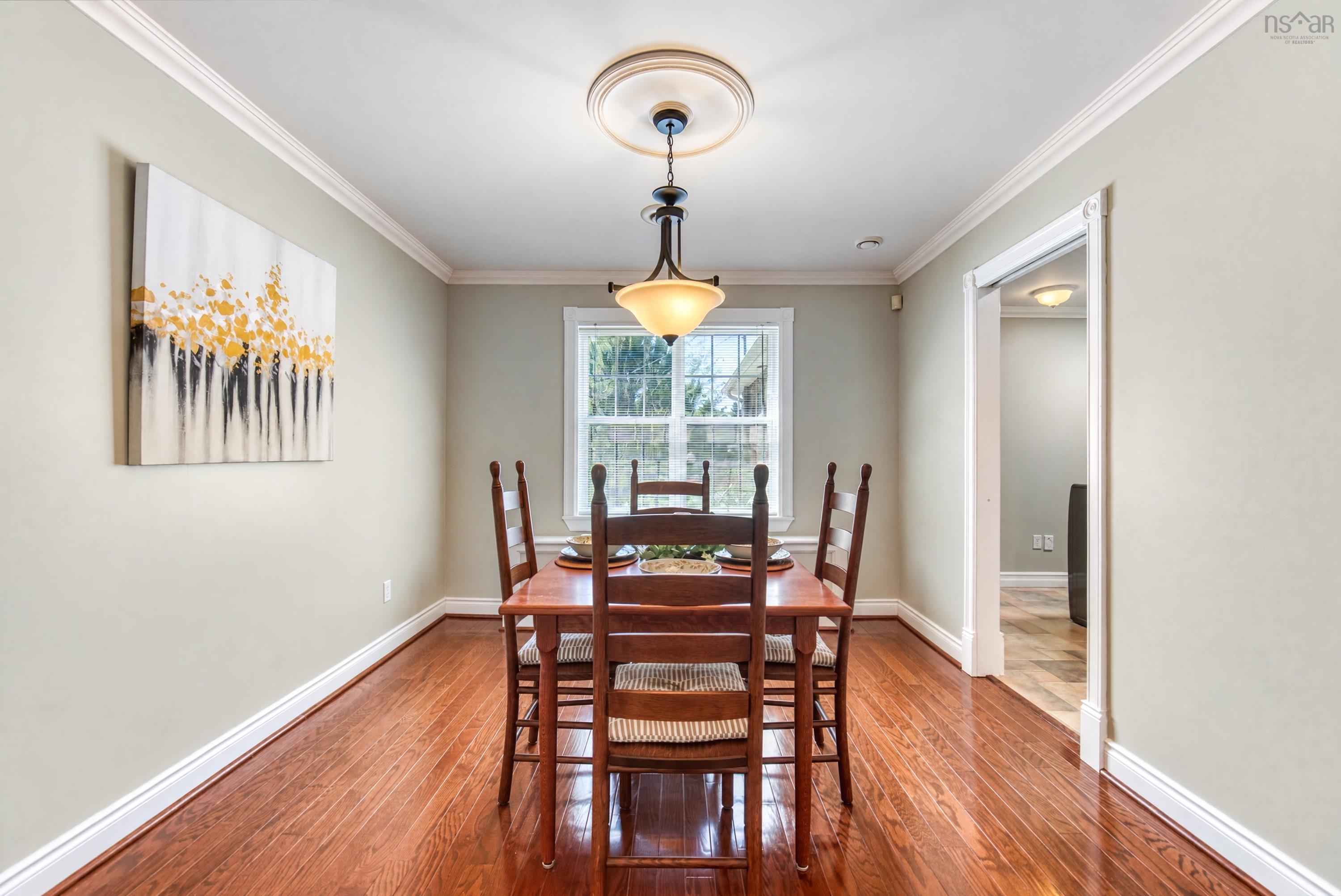 $866,000.00: 179 LOCHMOOR Lane, Lake Loon