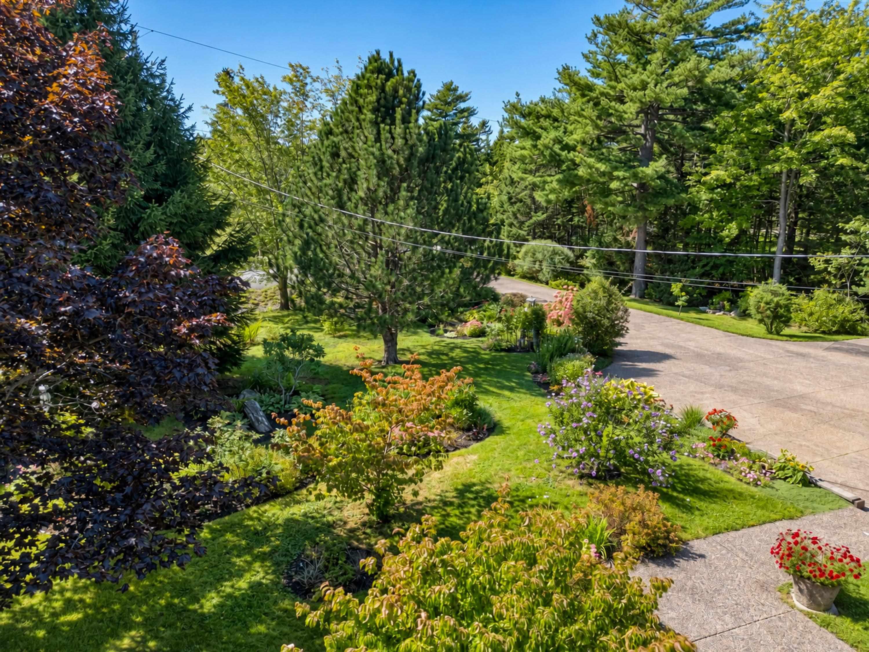 $866,000.00: 179 LOCHMOOR Lane, Lake Loon