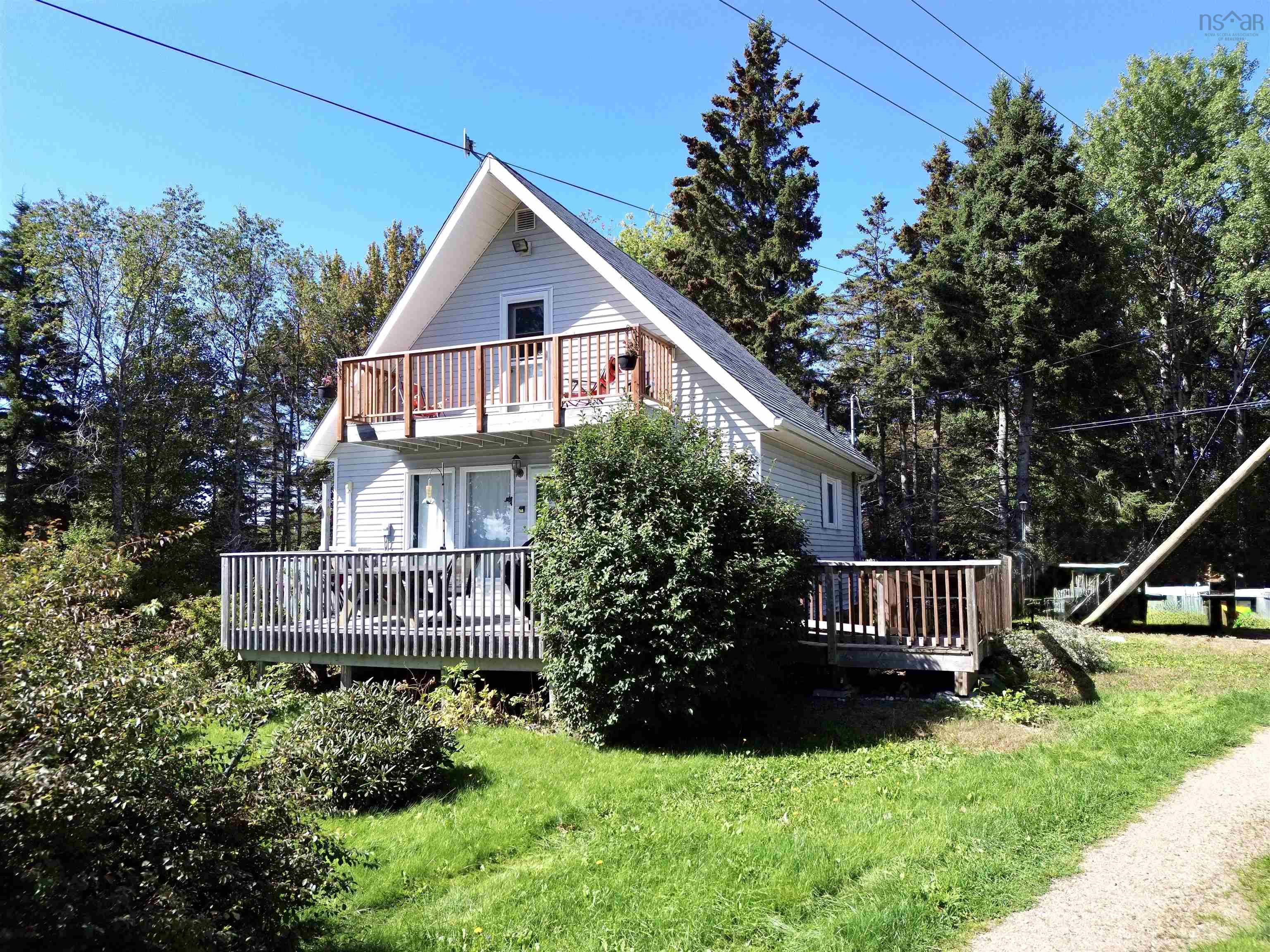 $249,900.00: 18 Brownell Lane, Amherst Shore