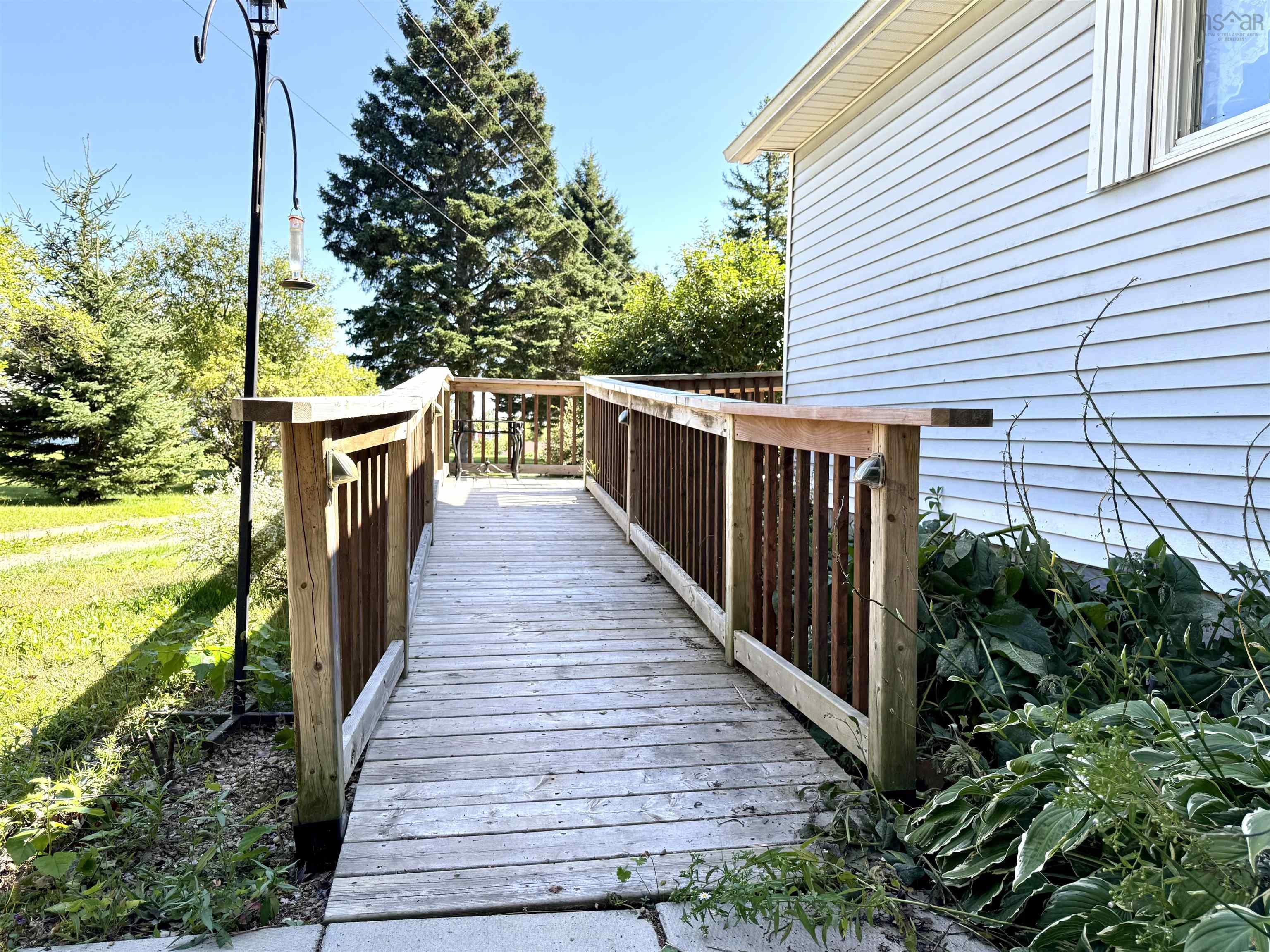 $249,900.00: 18 Brownell Lane, Amherst Shore