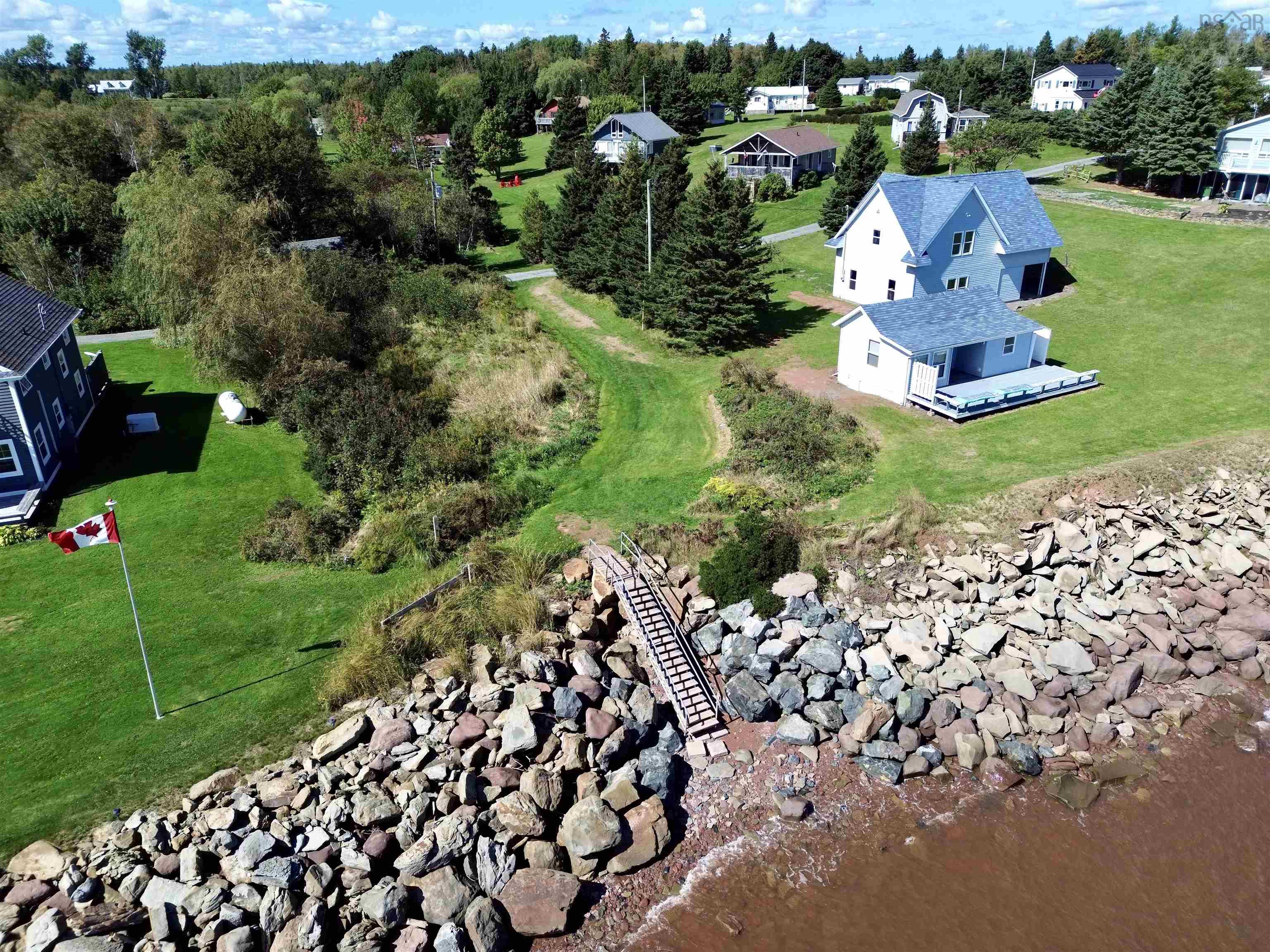 $249,900.00: 18 Brownell Lane, Amherst Shore