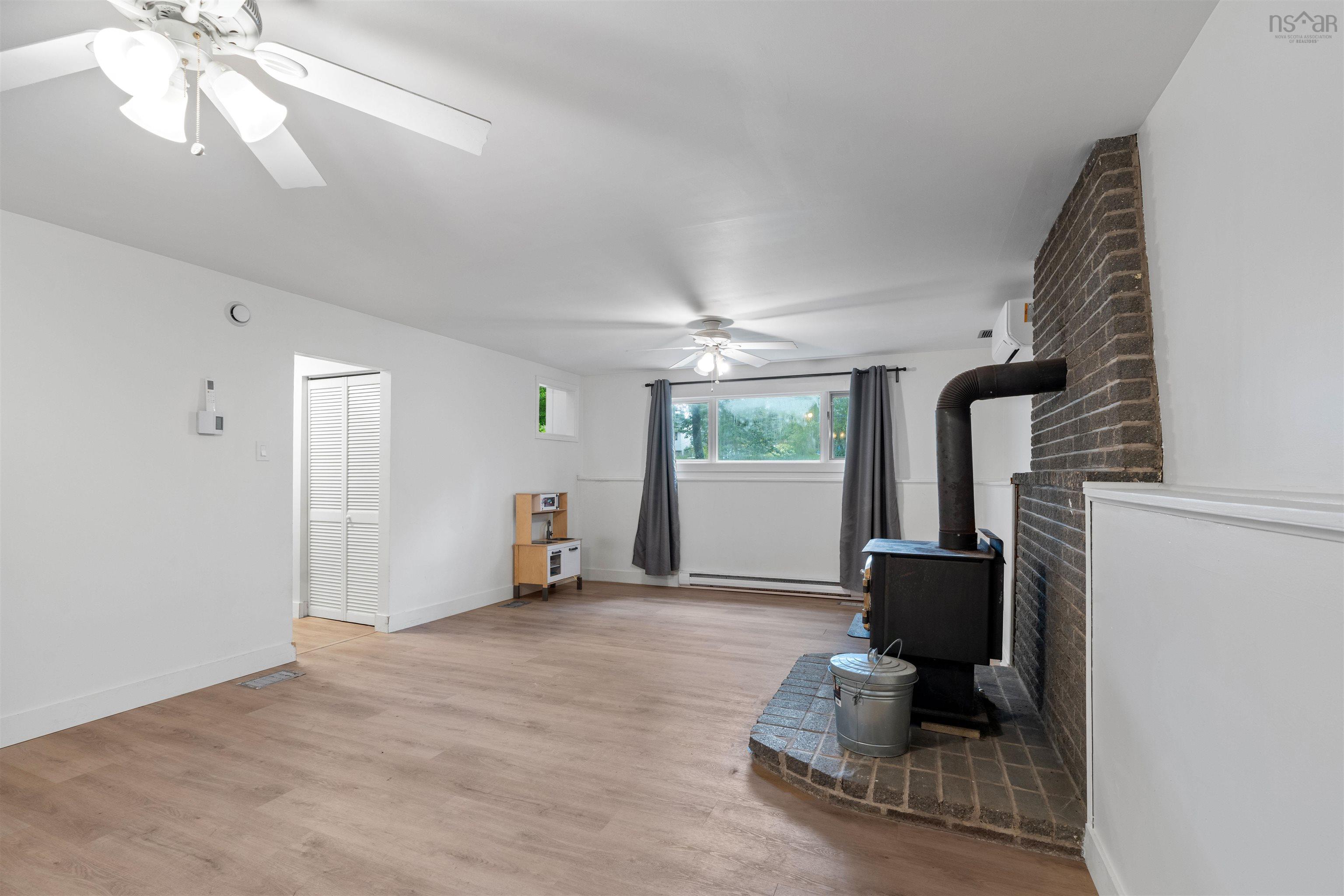 $549,900.00: 7 Brian Andrew Street, Lake Echo