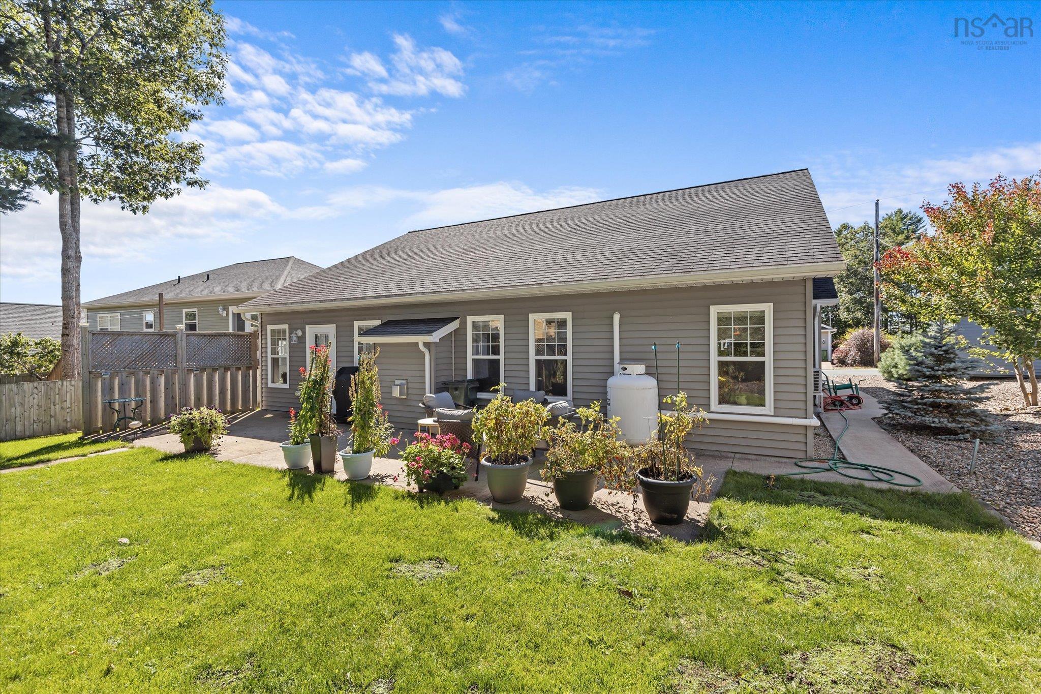 $514,900.00: 48 Acorn Drive, Bridgewater