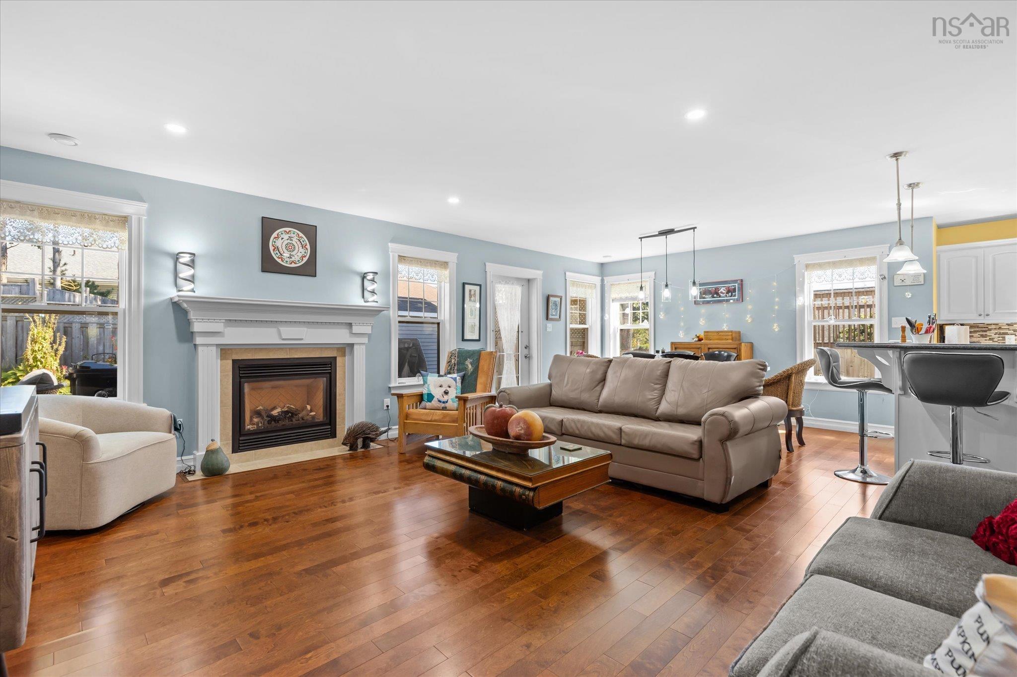 $514,900.00: 48 Acorn Drive, Bridgewater