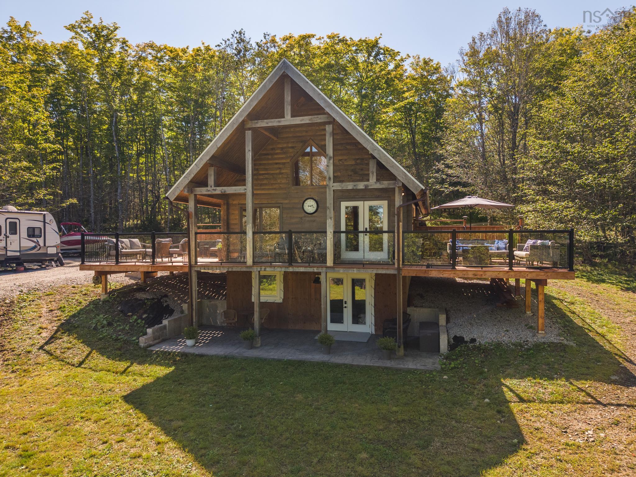 $489,900.00: 575 Golden Forest Road, North Kemptville