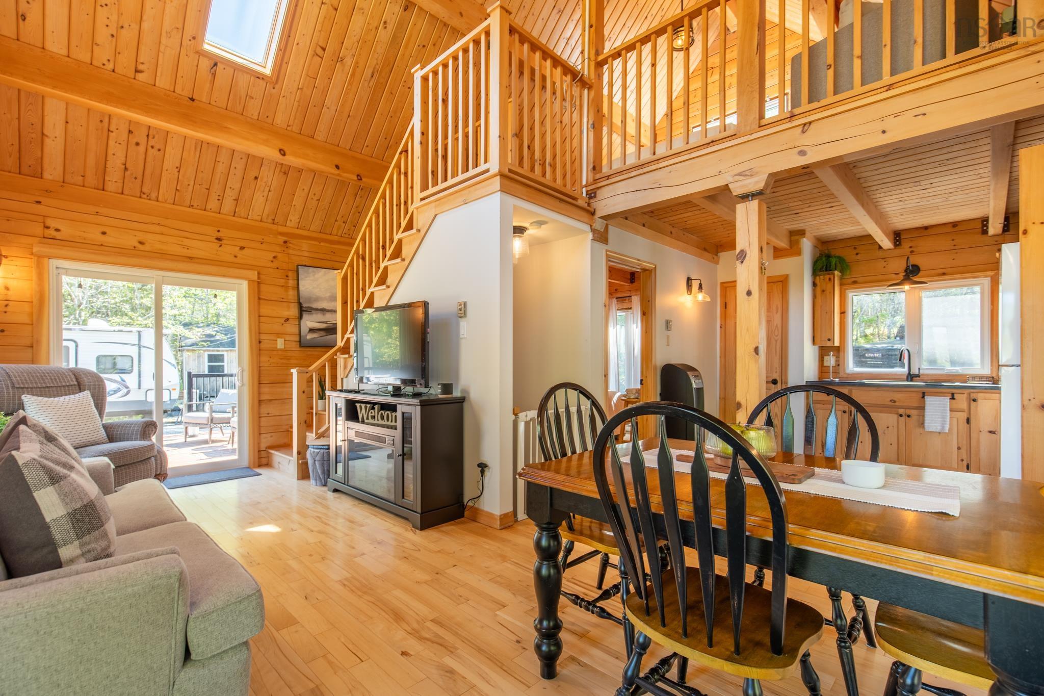 $489,900.00: 575 Golden Forest Road, North Kemptville