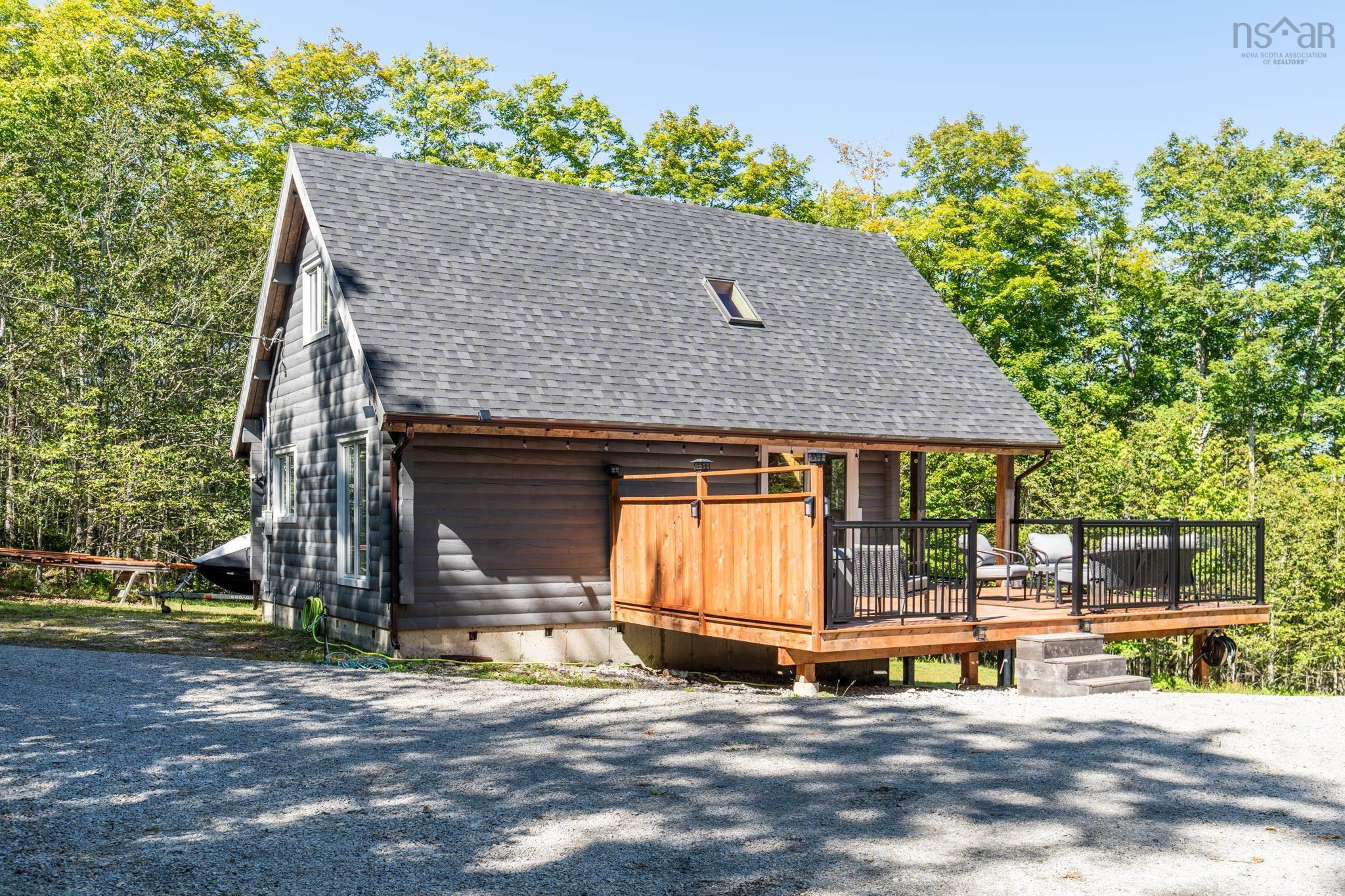 $489,900.00: 575 Golden Forest Road, North Kemptville