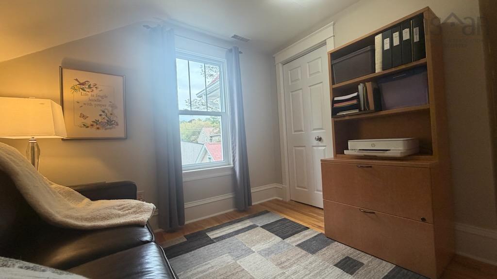 8 Eaton Avenue, Dartmouth, NS (MLS® 202623581)
