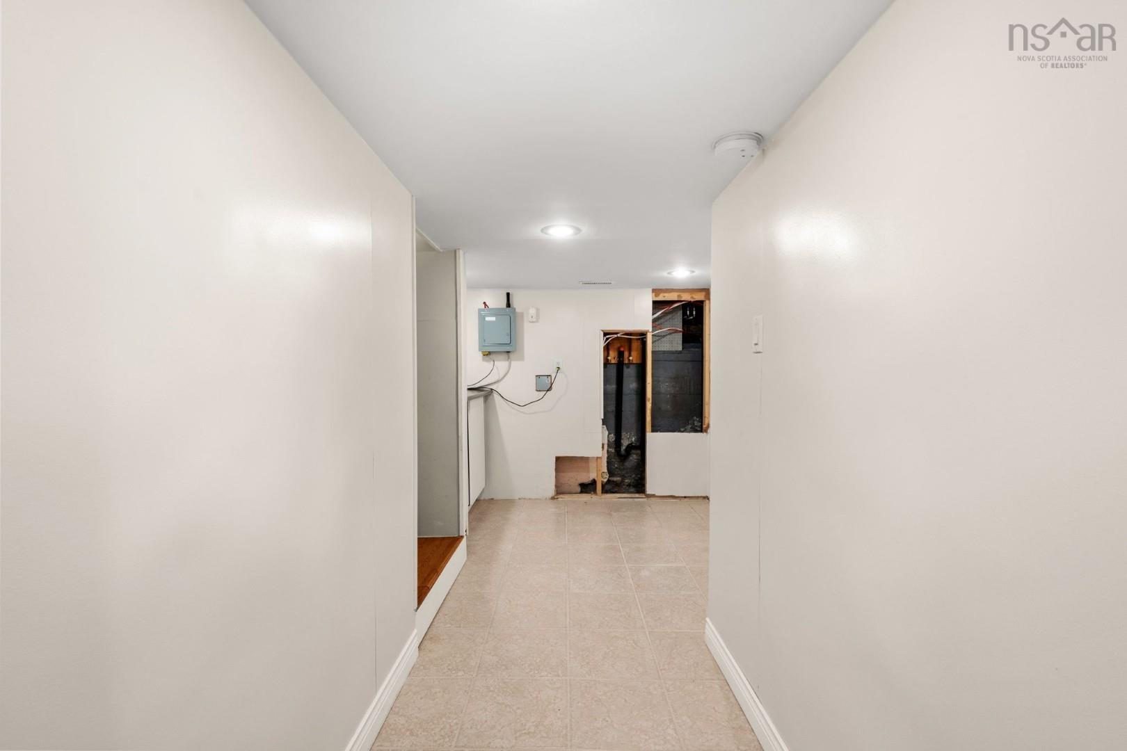 $749,900.00: 8 Eaton Avenue, Dartmouth