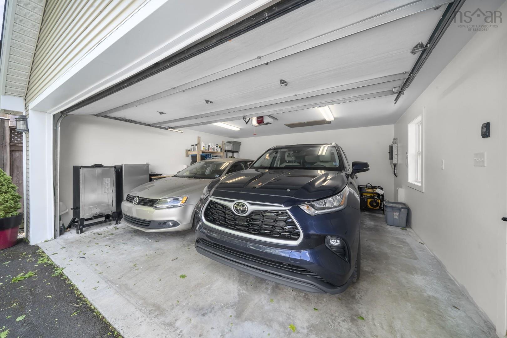 $749,900.00: 8 Eaton Avenue, Dartmouth