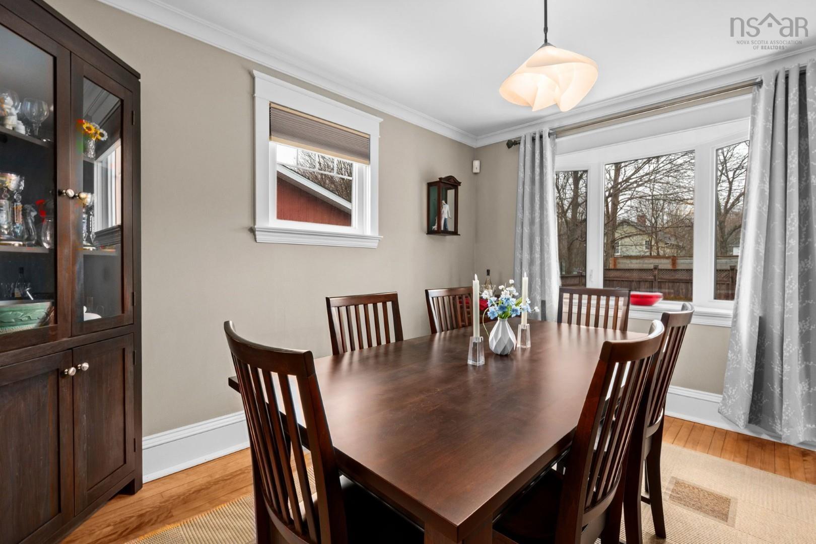 $749,900.00: 8 Eaton Avenue, Dartmouth