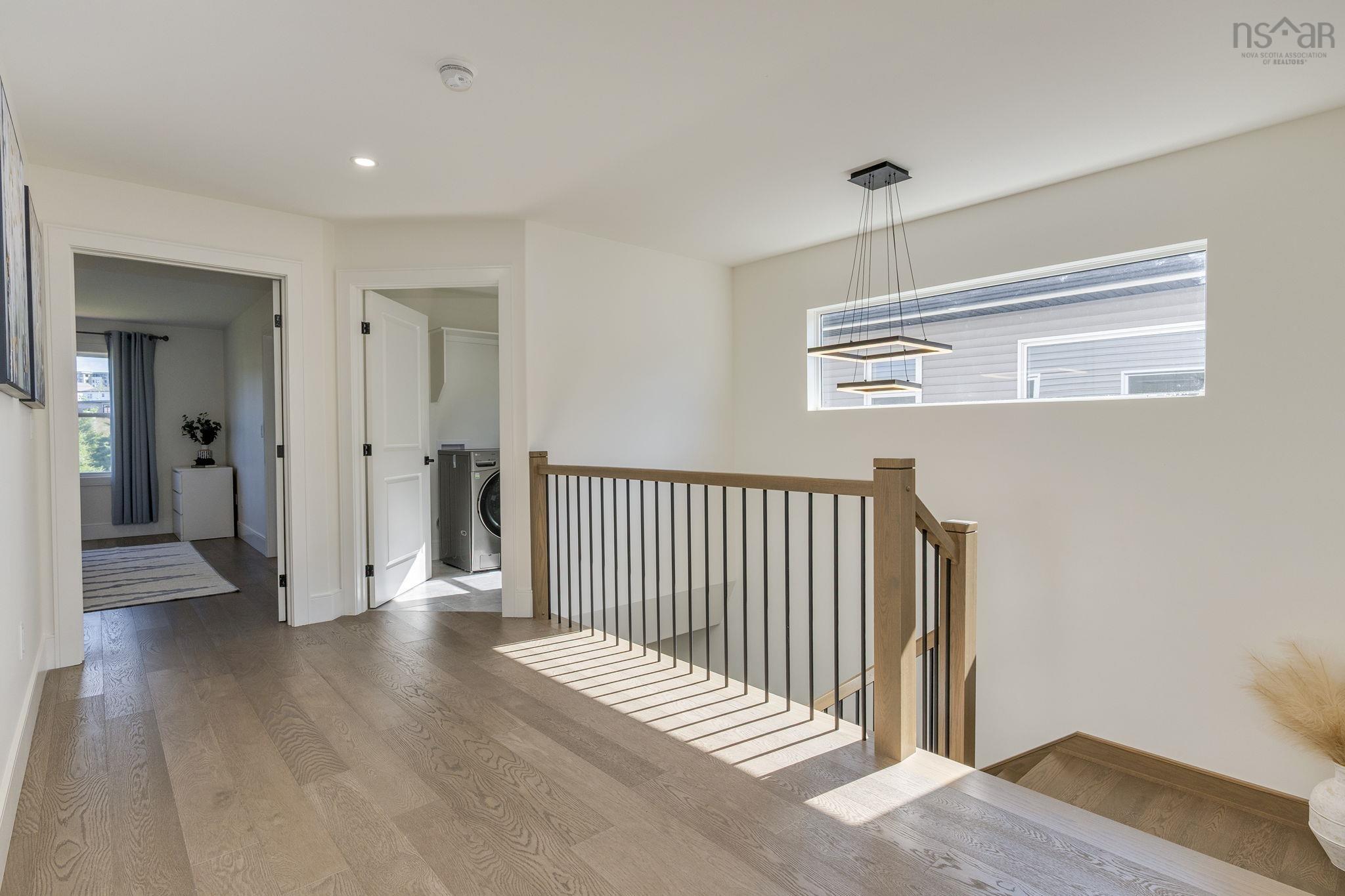 $864,900.00: 50 Breaktrail Drive, Bedford