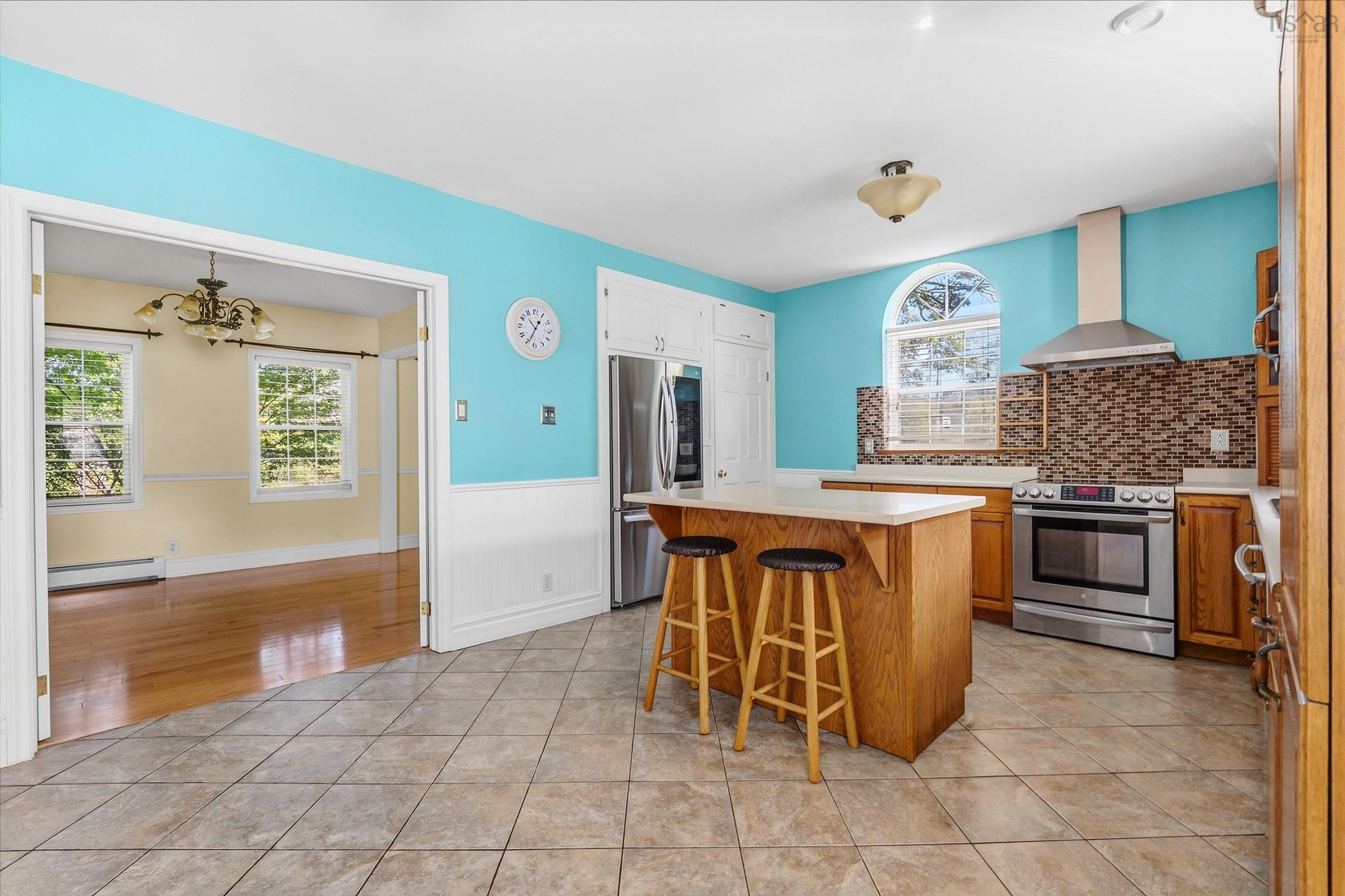 $585,000.00: 5834 Highway 2, Bass River