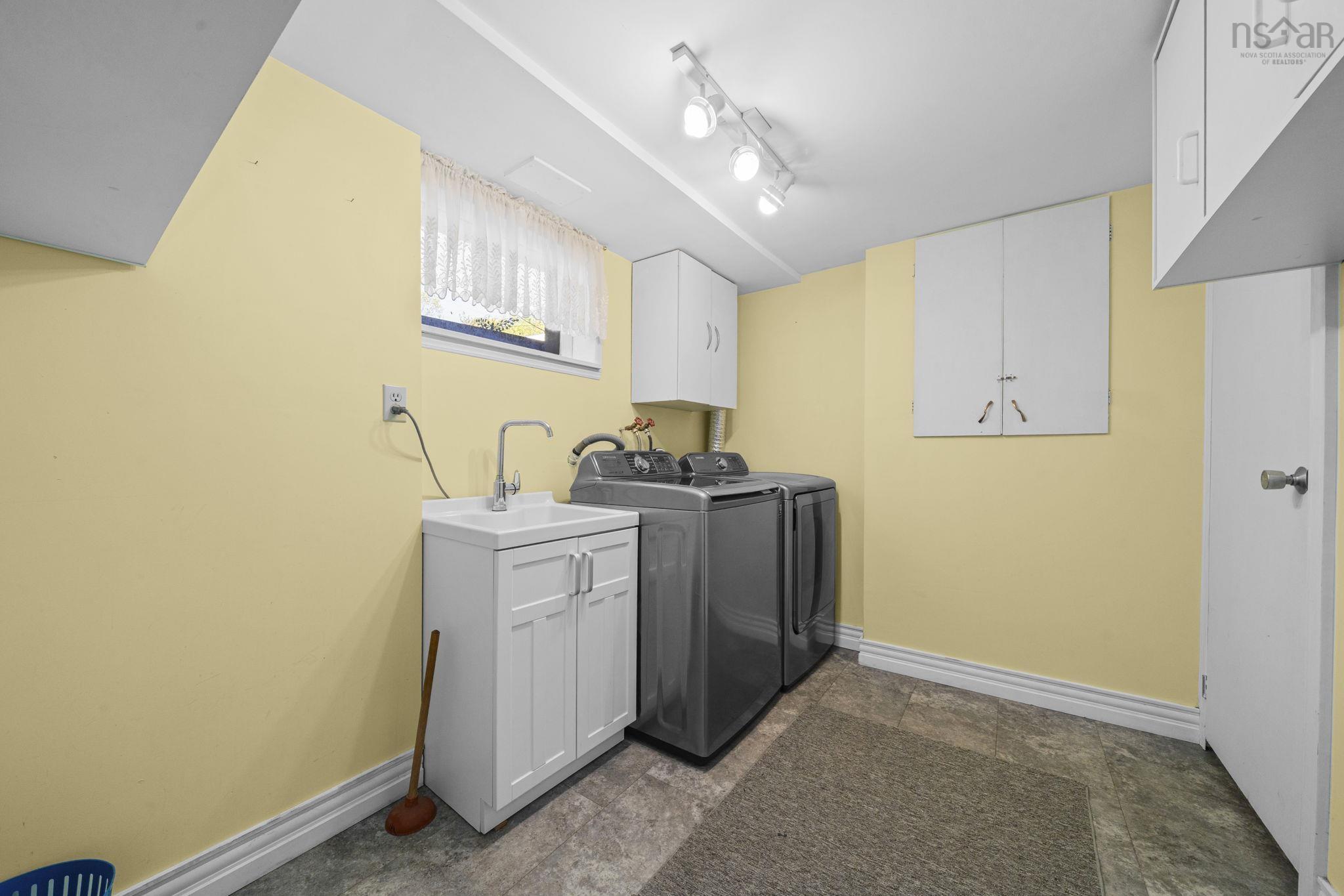 $519,900.00: 85 Prince Street, Lower Sackville