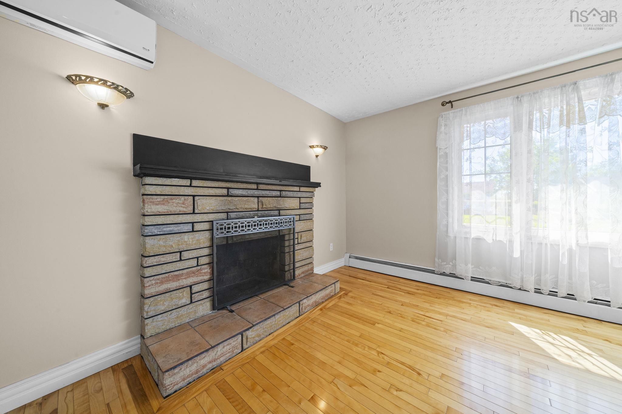 $519,900.00: 85 Prince Street, Lower Sackville